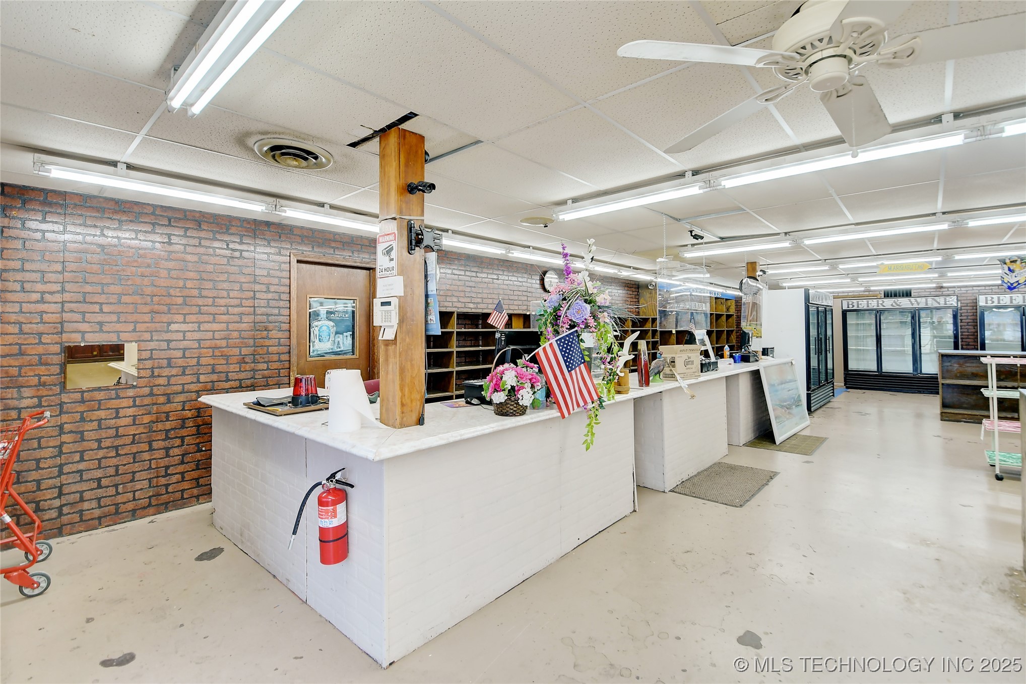 420 S Washington Street Property Photo 15