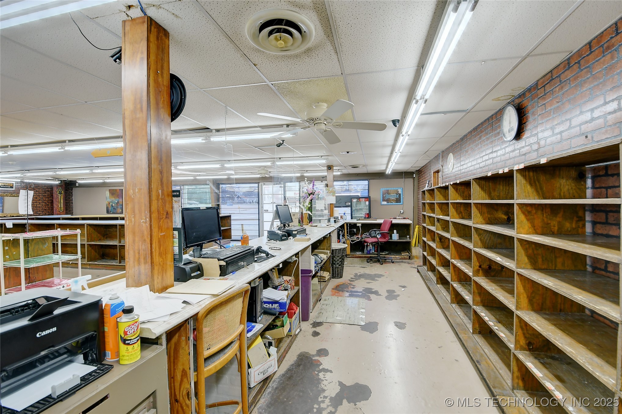 420 S Washington Street Property Photo 17