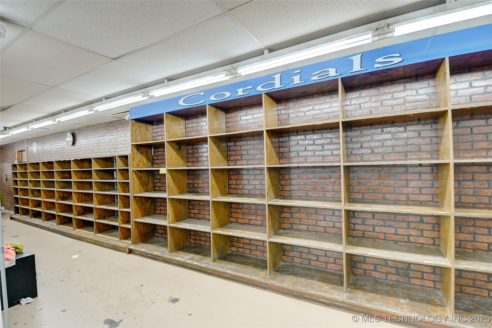 420 S Washington Street Property Photo 18