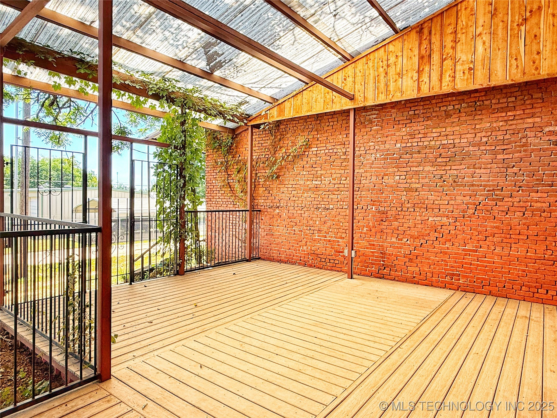 114 N Main Street Property Photo 19