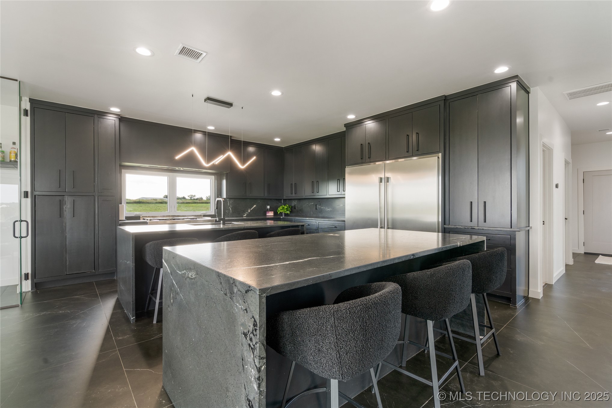 8306 N 52nd West Avenue Property Photo 27