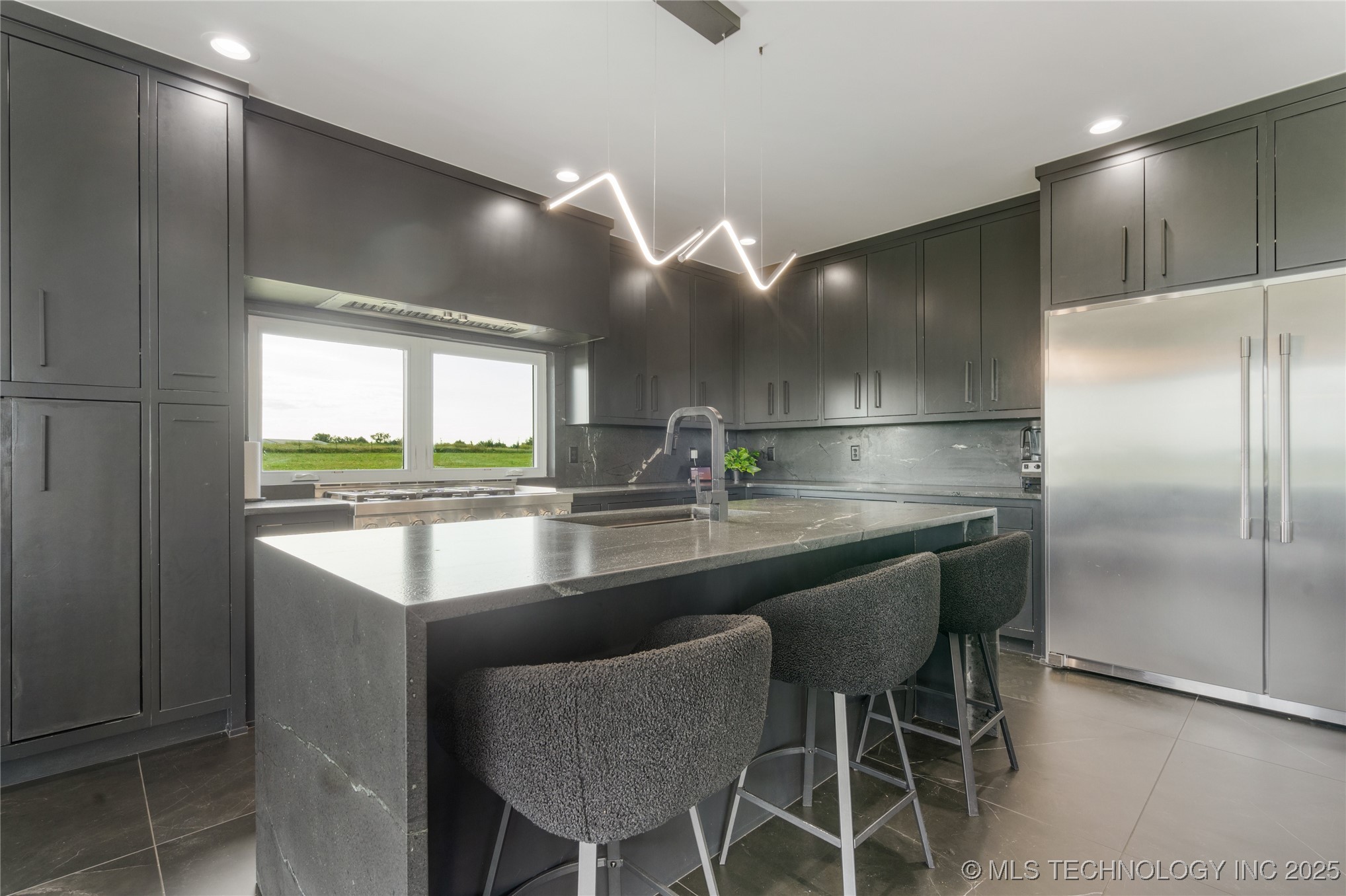 8306 N 52nd West Avenue Property Photo 28