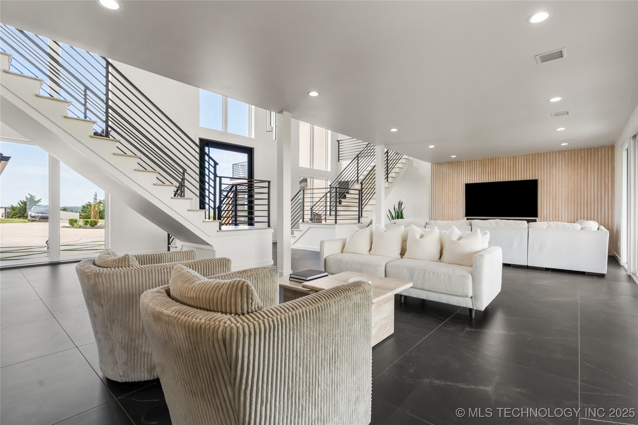 8306 N 52nd West Avenue Property Photo 47