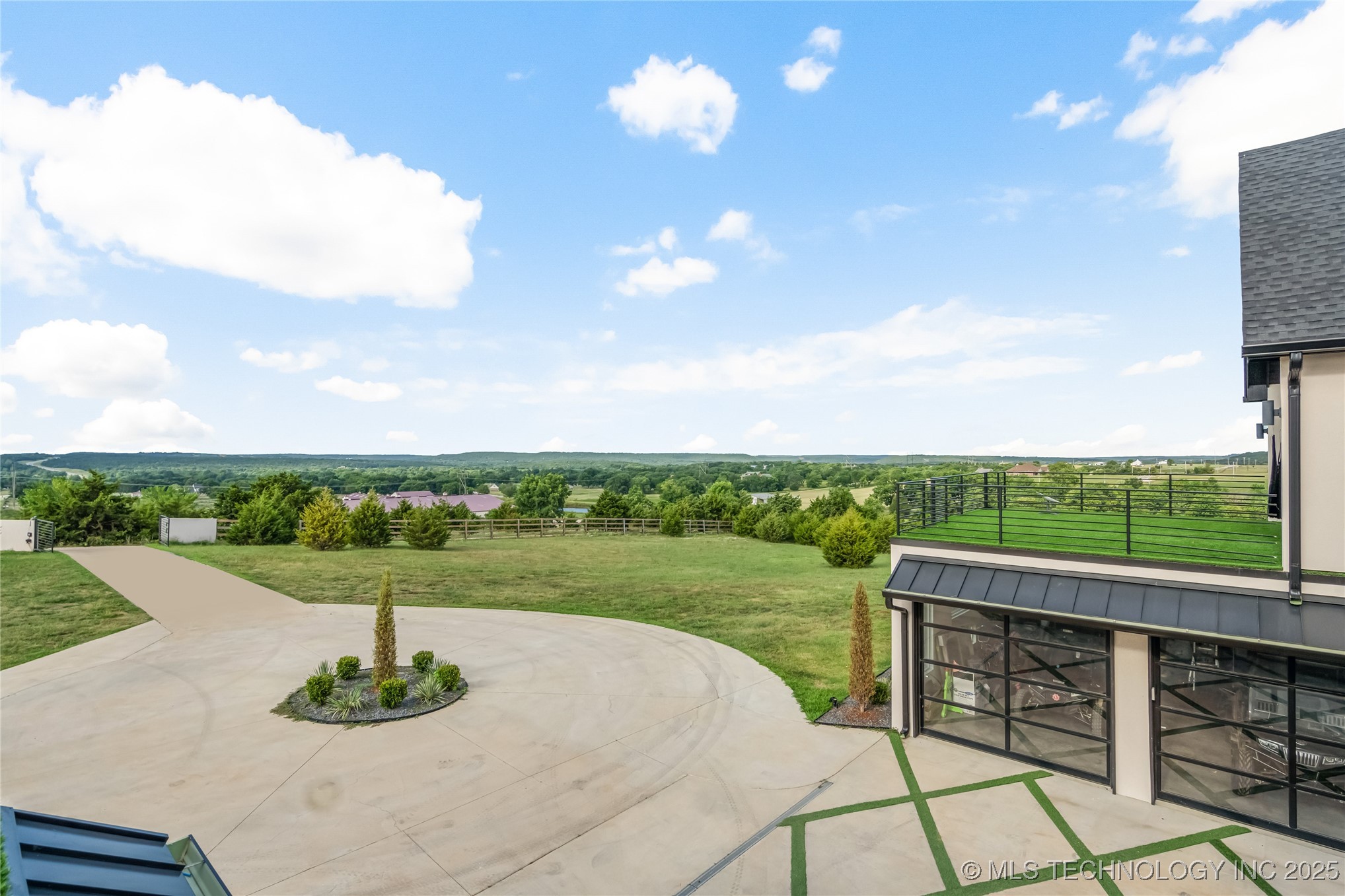 8306 N 52nd West Avenue Property Photo 82