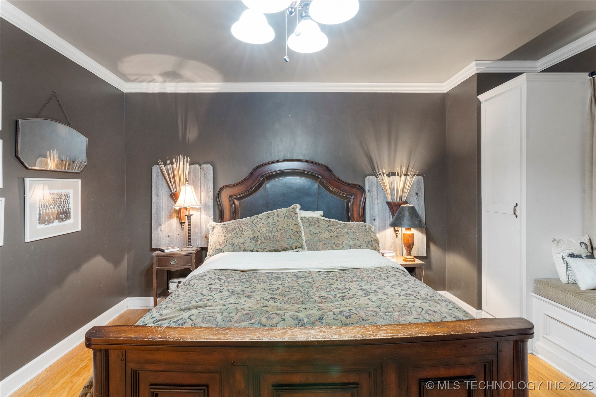 2714 E 16th Place Property Photo 32