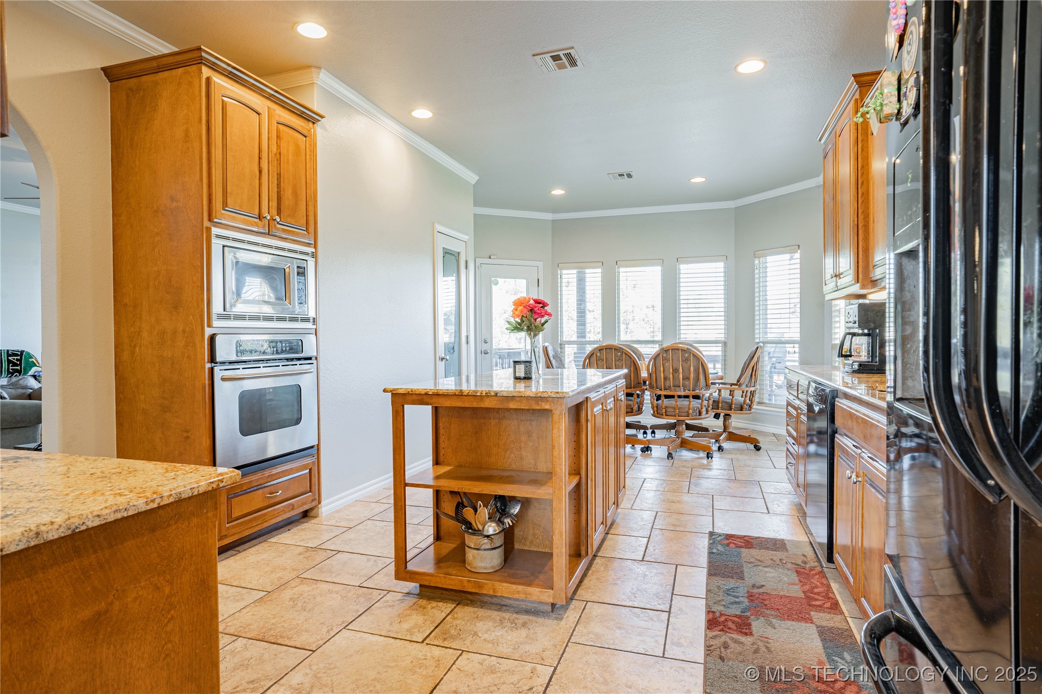 706 S Tallchief Avenue Property Photo 27