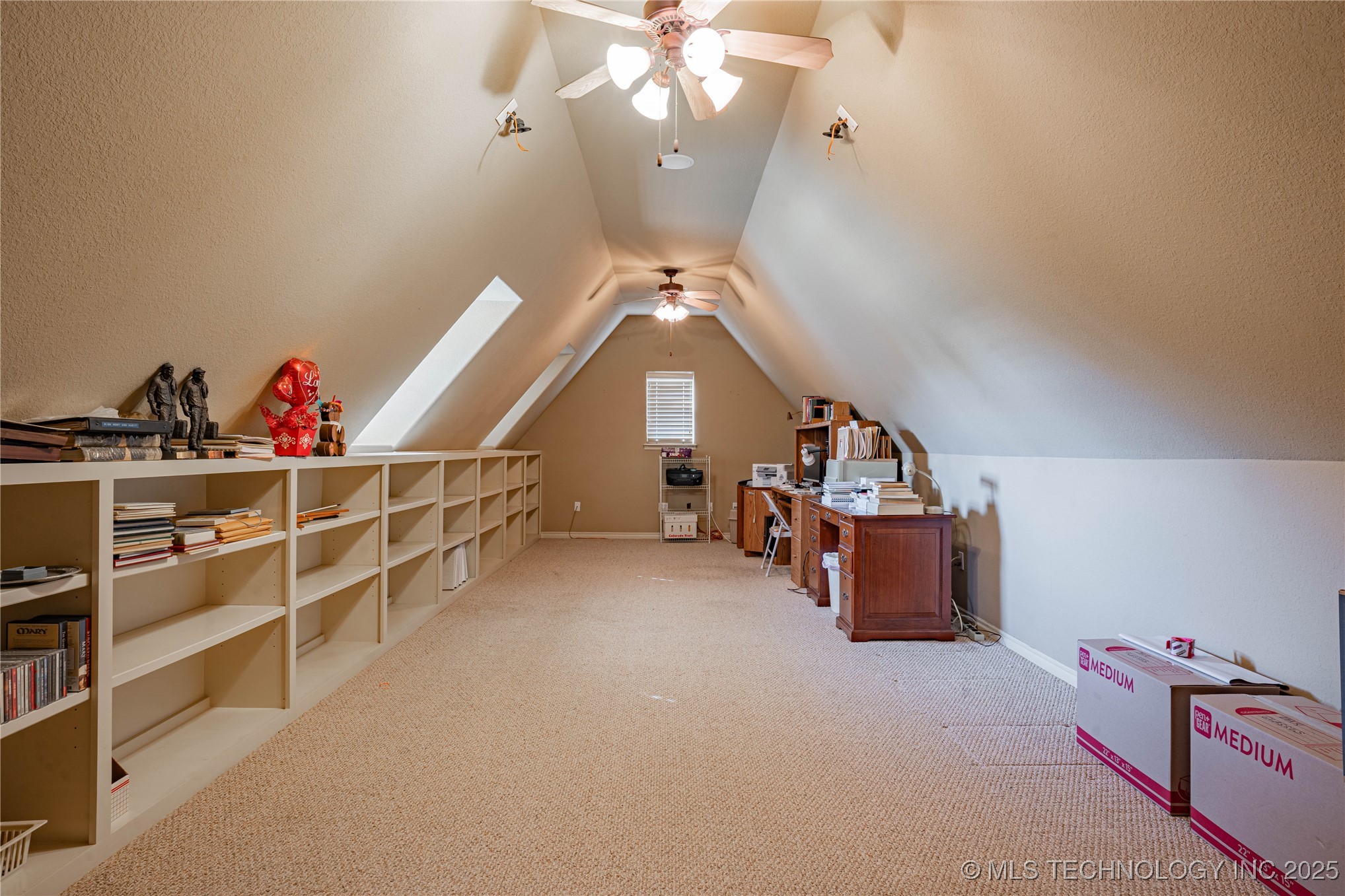 706 S Tallchief Avenue Property Photo 43