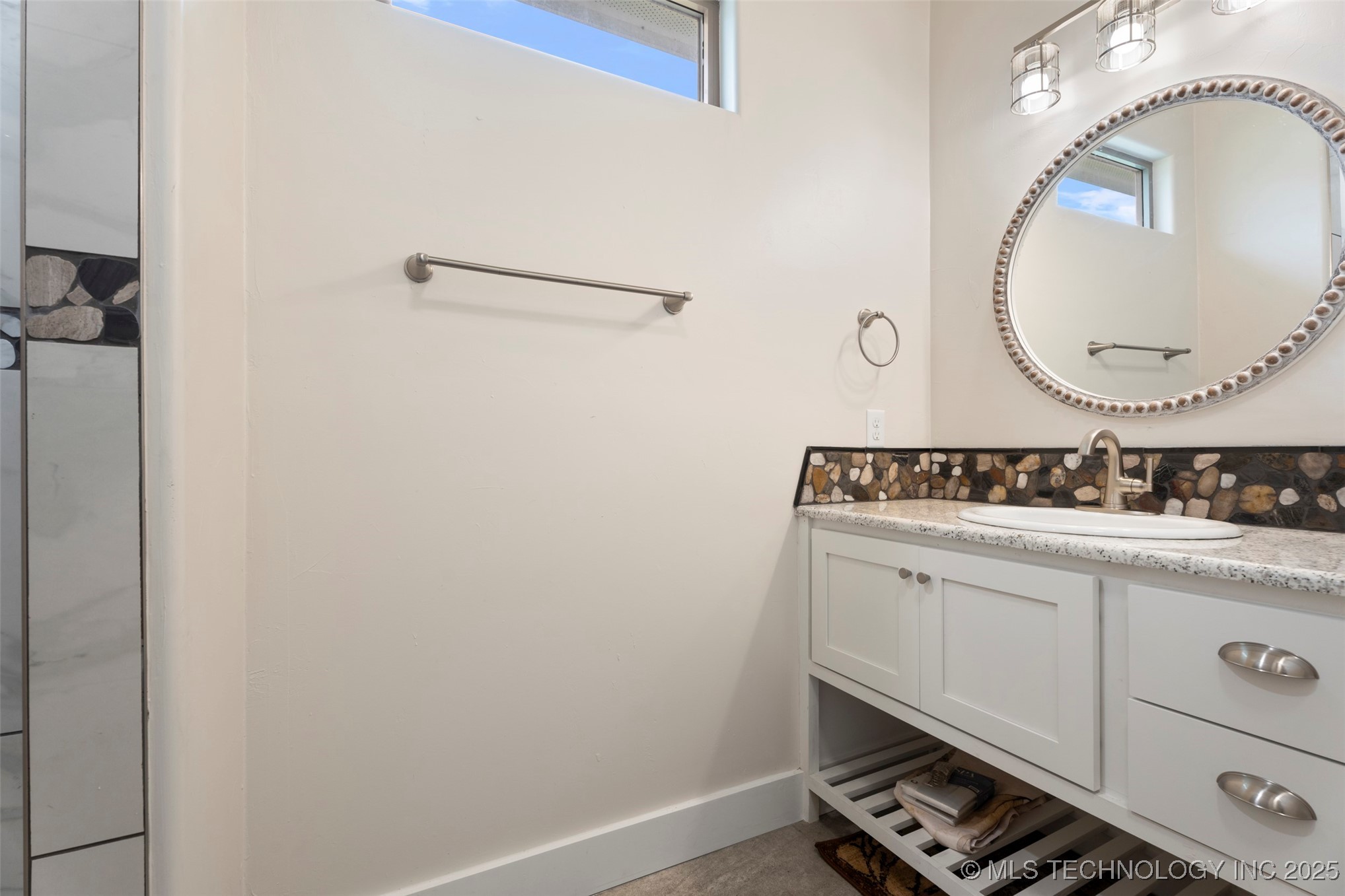 28200 S Highway 125 70 Property Photo 13