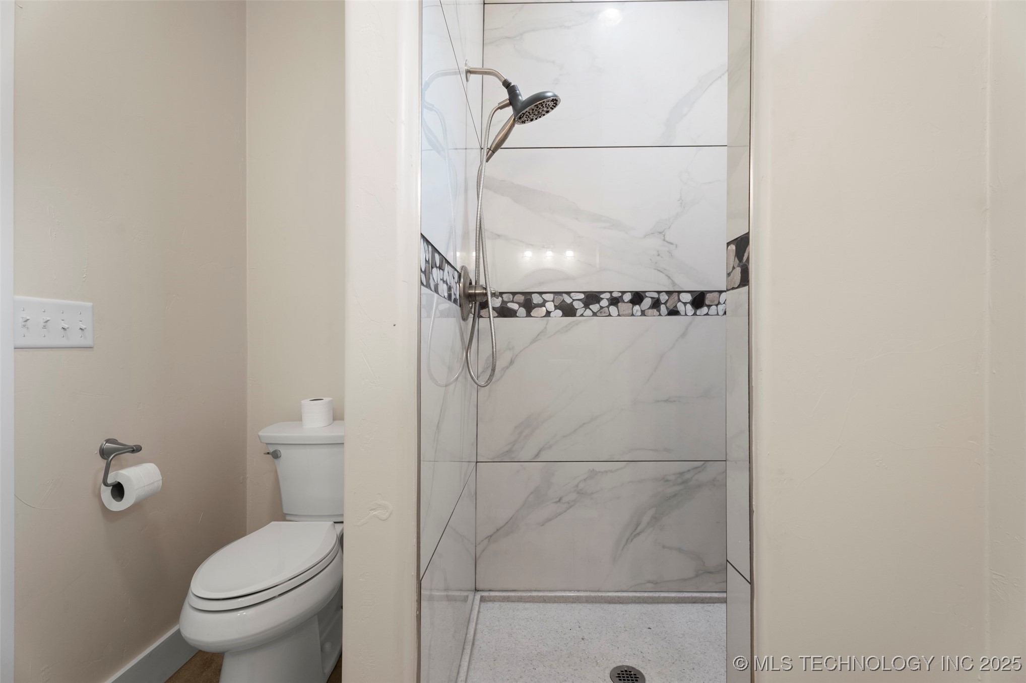 28200 S Highway 125 70 Property Photo 14