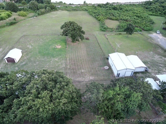 1 E Lakeview Drive Property Photo 4