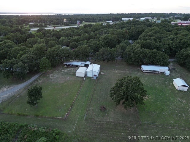 1 E Lakeview Drive Property Photo 9