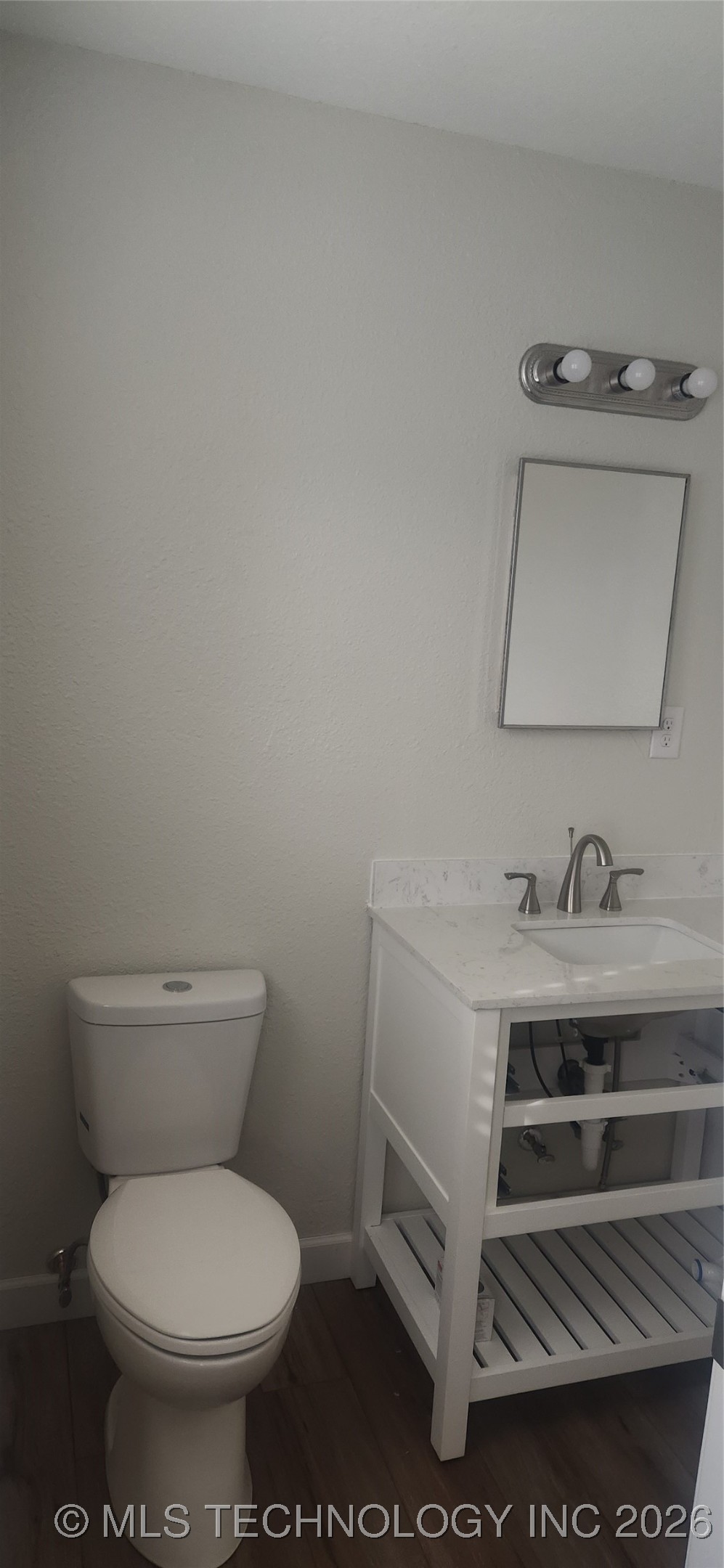 610 6th Property Photo 7