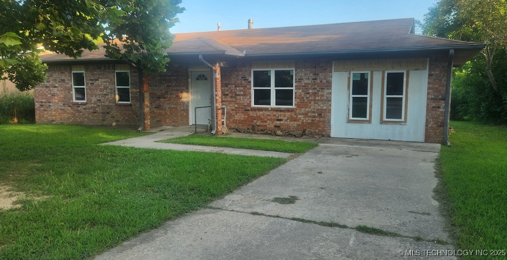 610 6th Property Photo 9