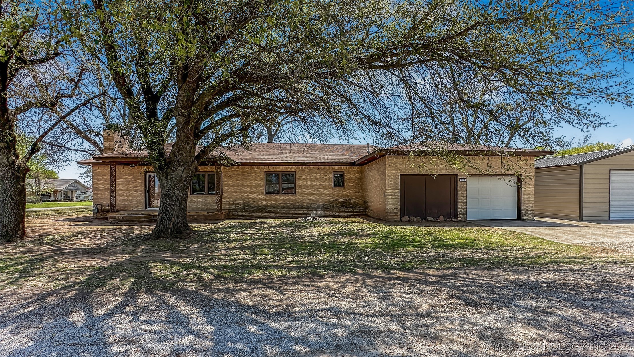 507 Chickasaw Avenue Property Photo 1