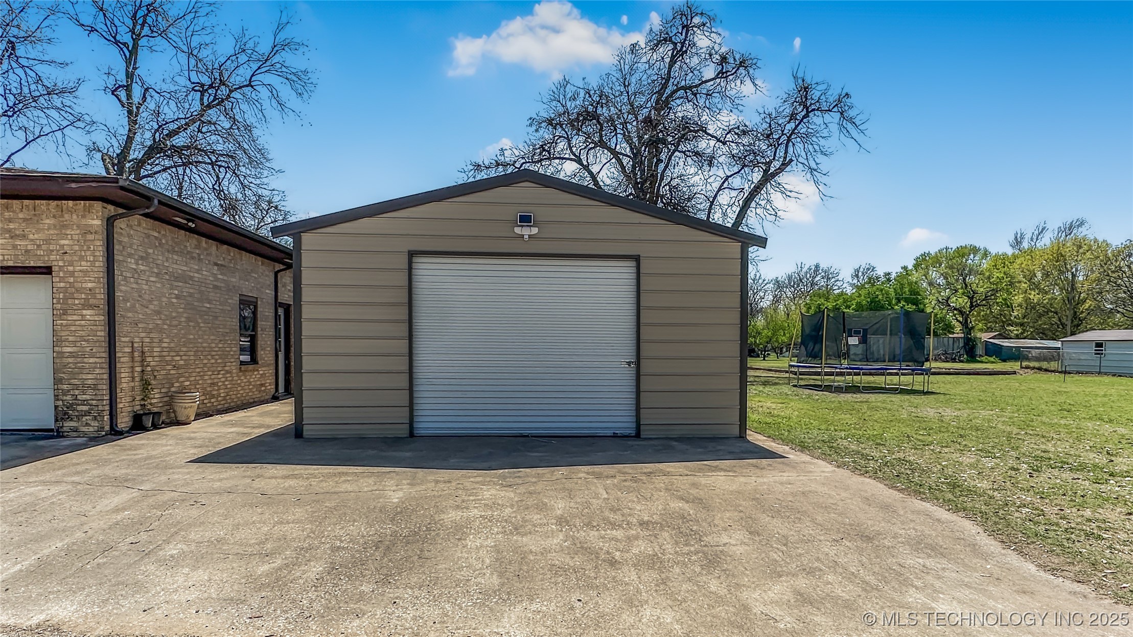 507 Chickasaw Avenue Property Photo 4