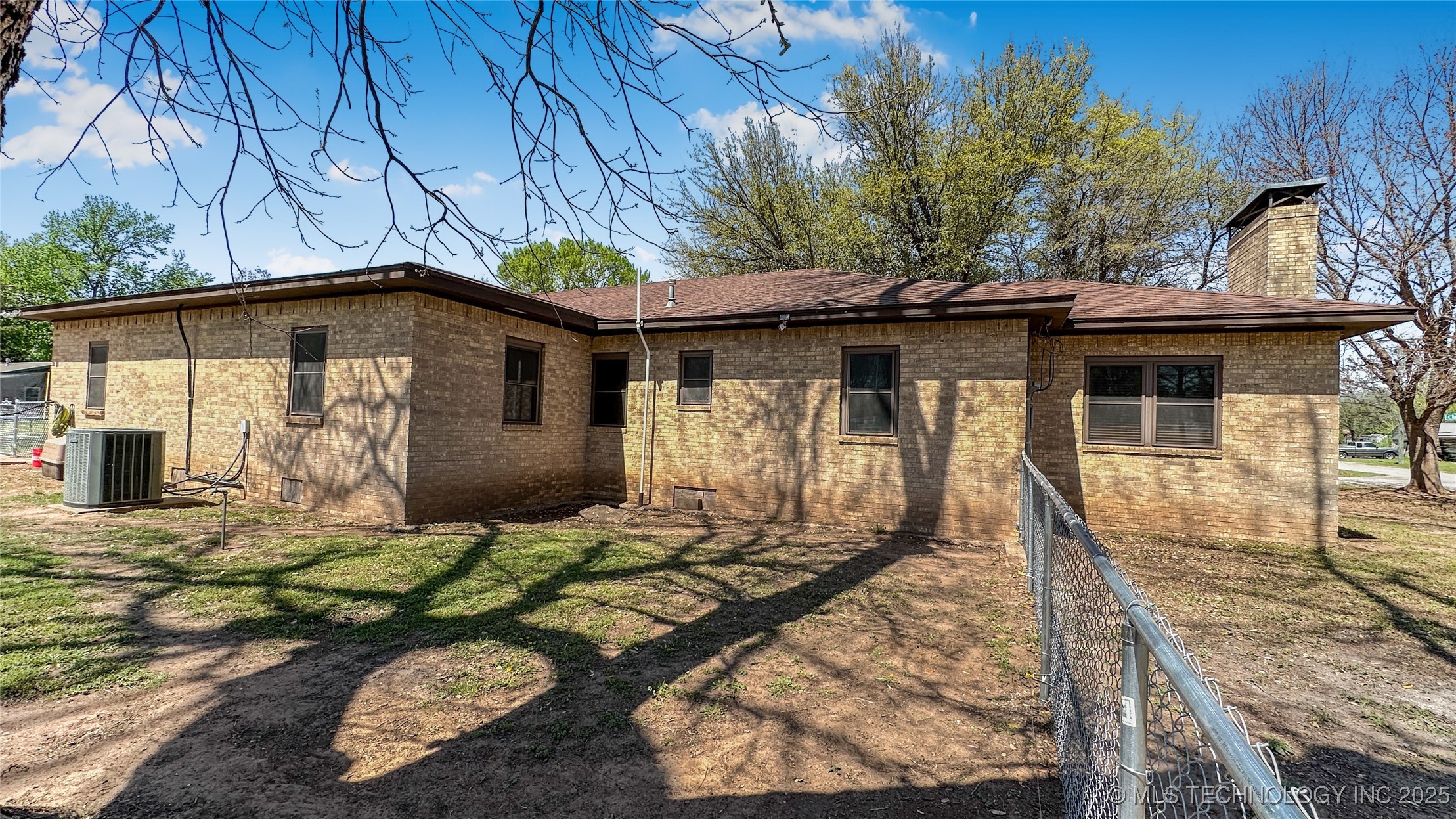 507 Chickasaw Avenue Property Photo 6