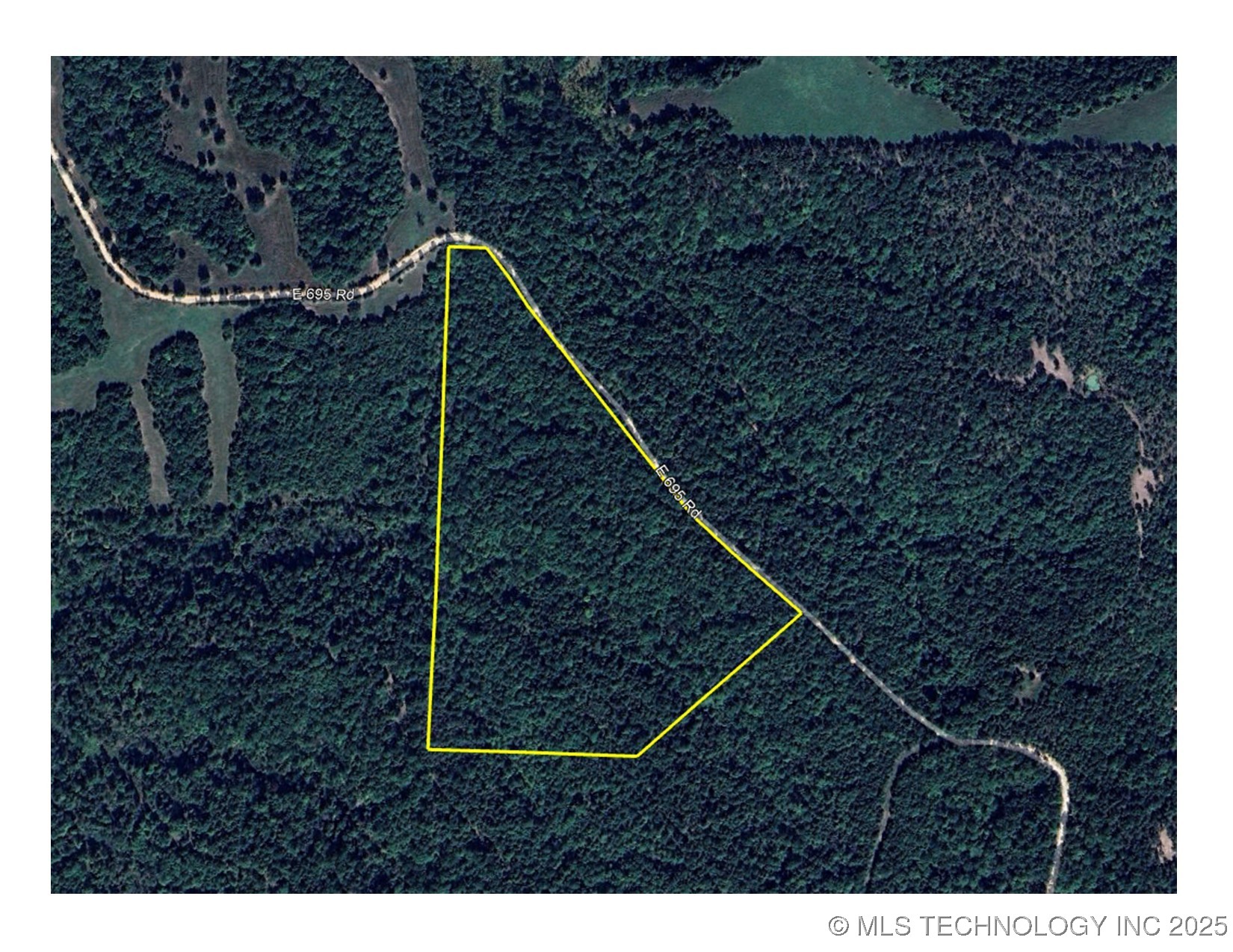 468000 E 595 Road Property Photo 1