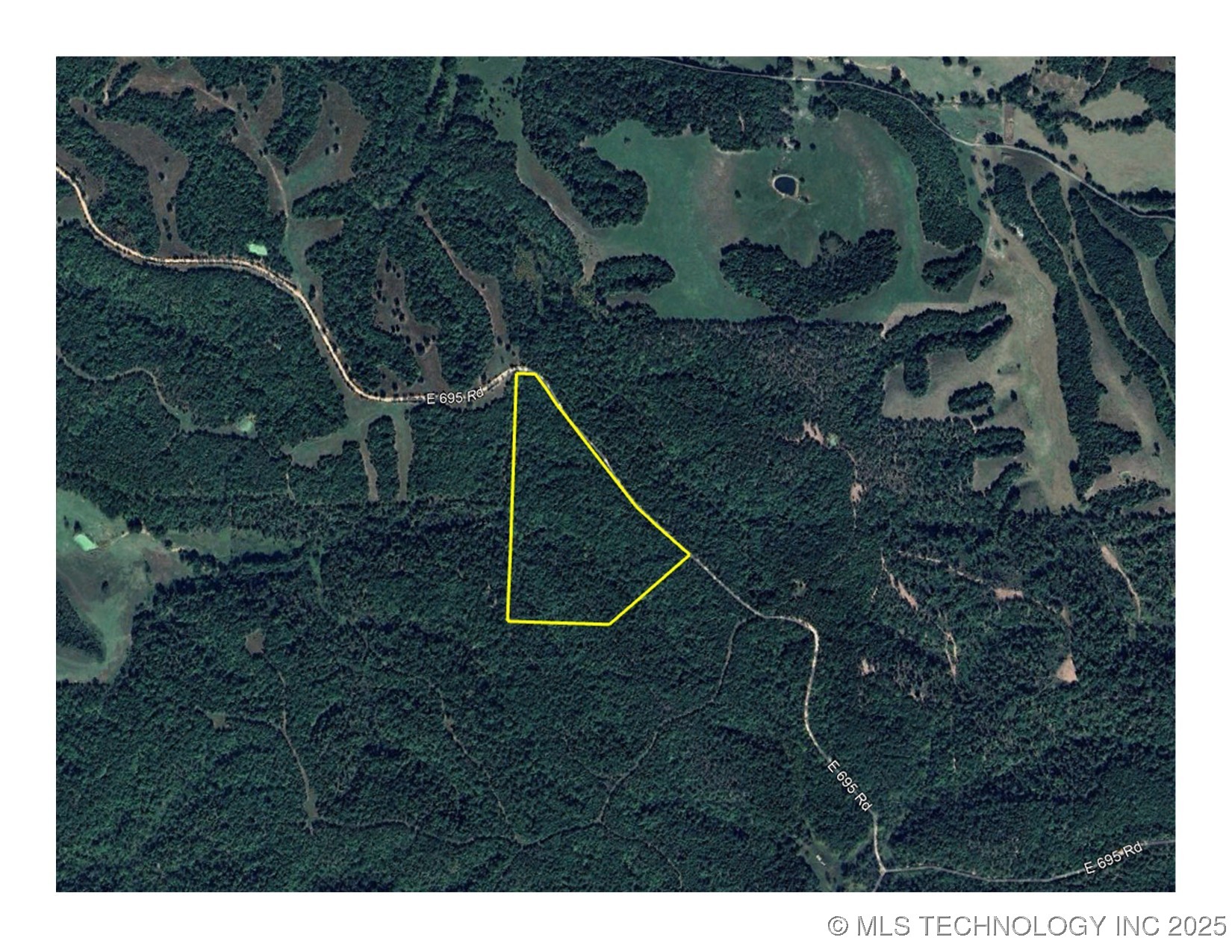 468000 E 595 Road Property Photo 2