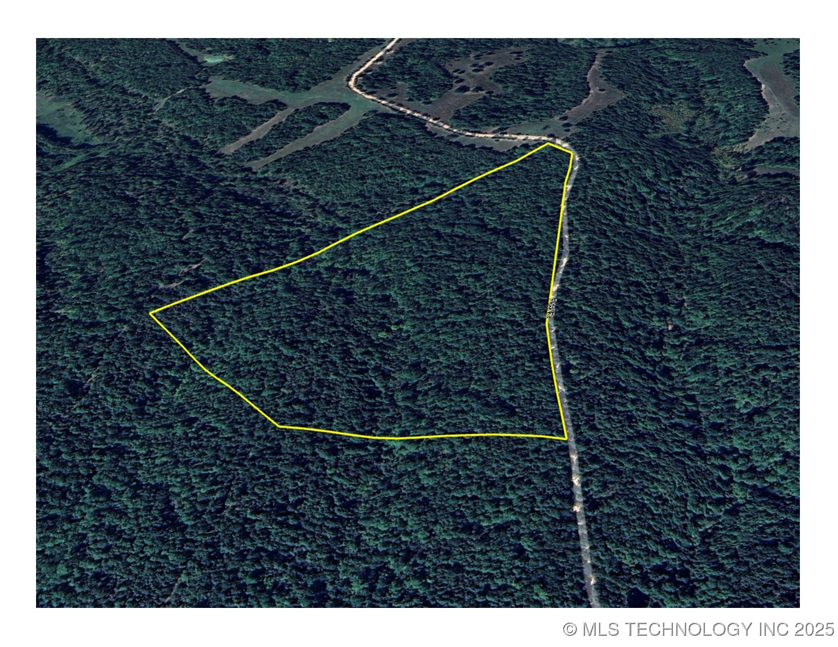 468000 E 595 Road Property Photo 4