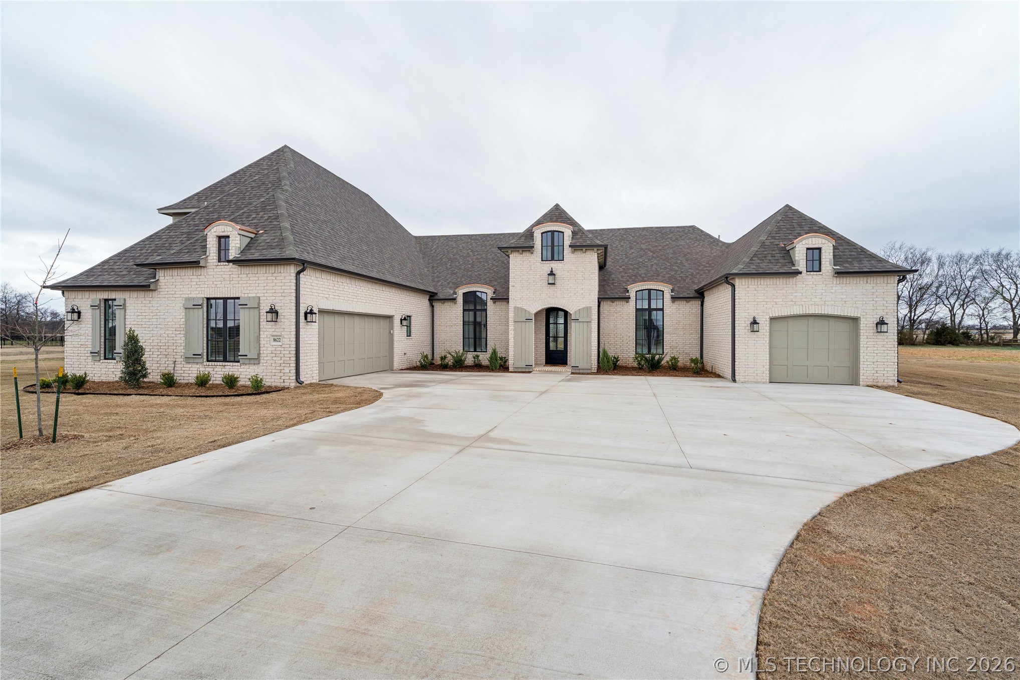 8622 S Timber Wolf Drive Property Photo 1