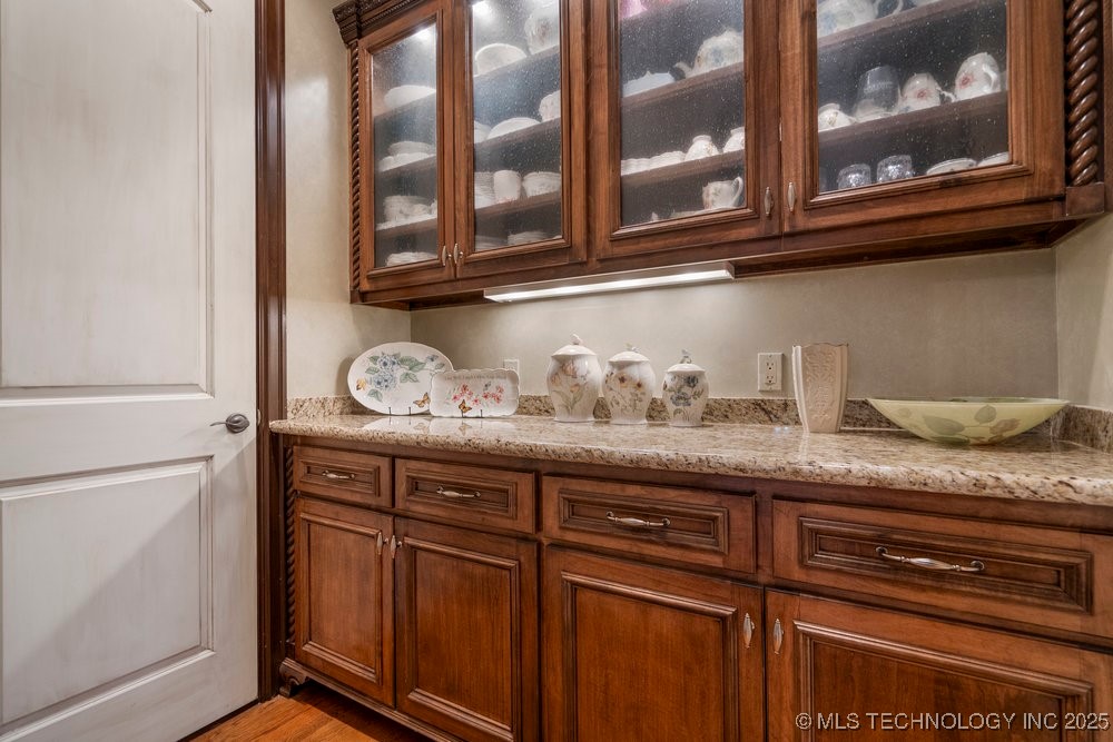 6308 E 105th Street Property Photo 21