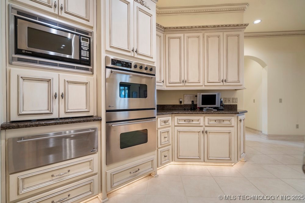 6308 E 105th Street Property Photo 34