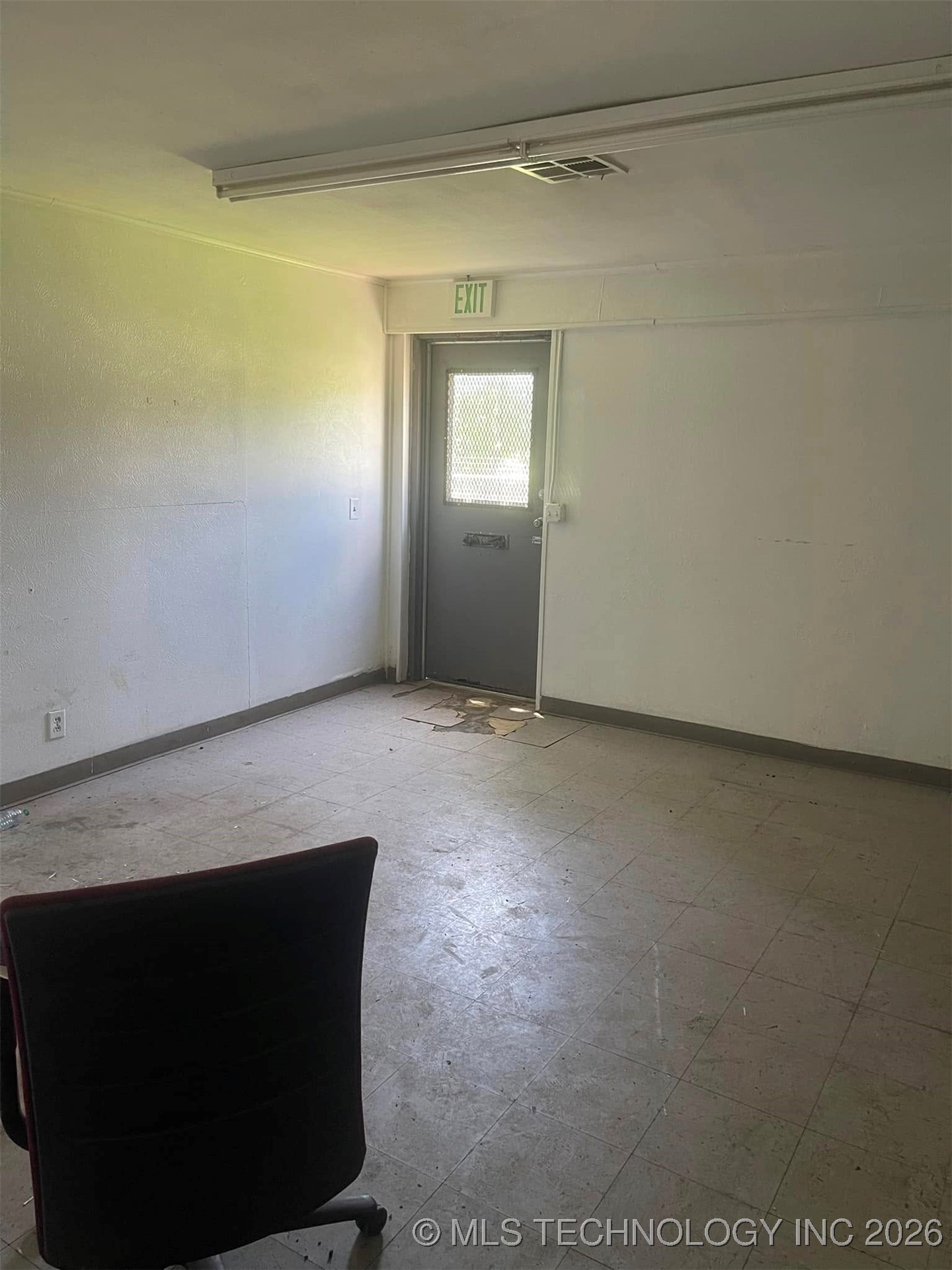 1781 E 14 Street Property Photo 3