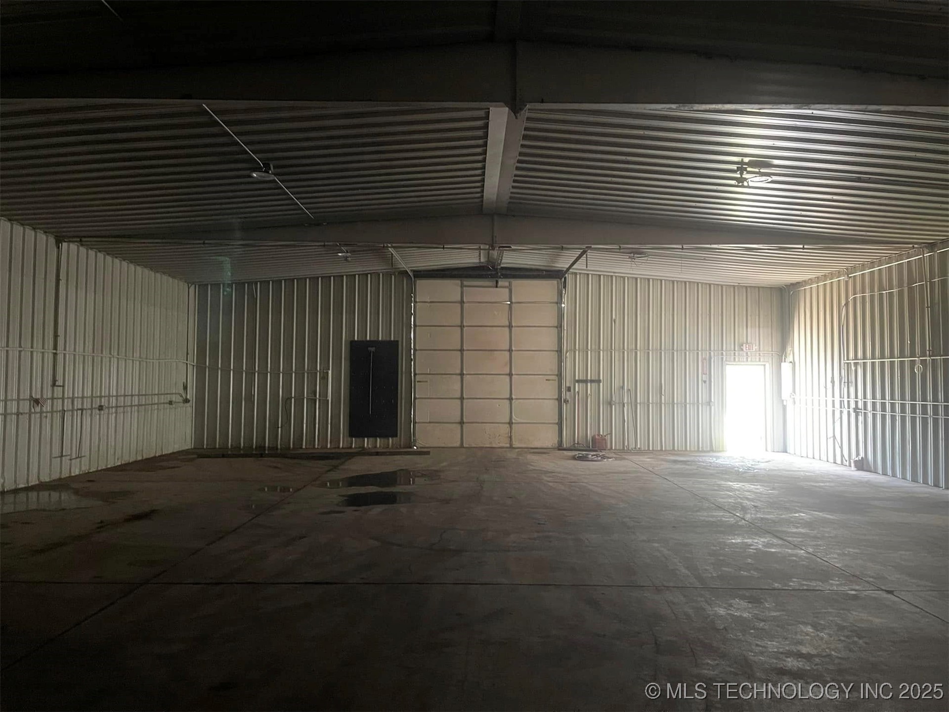 1781 E 14 Street Property Photo 9