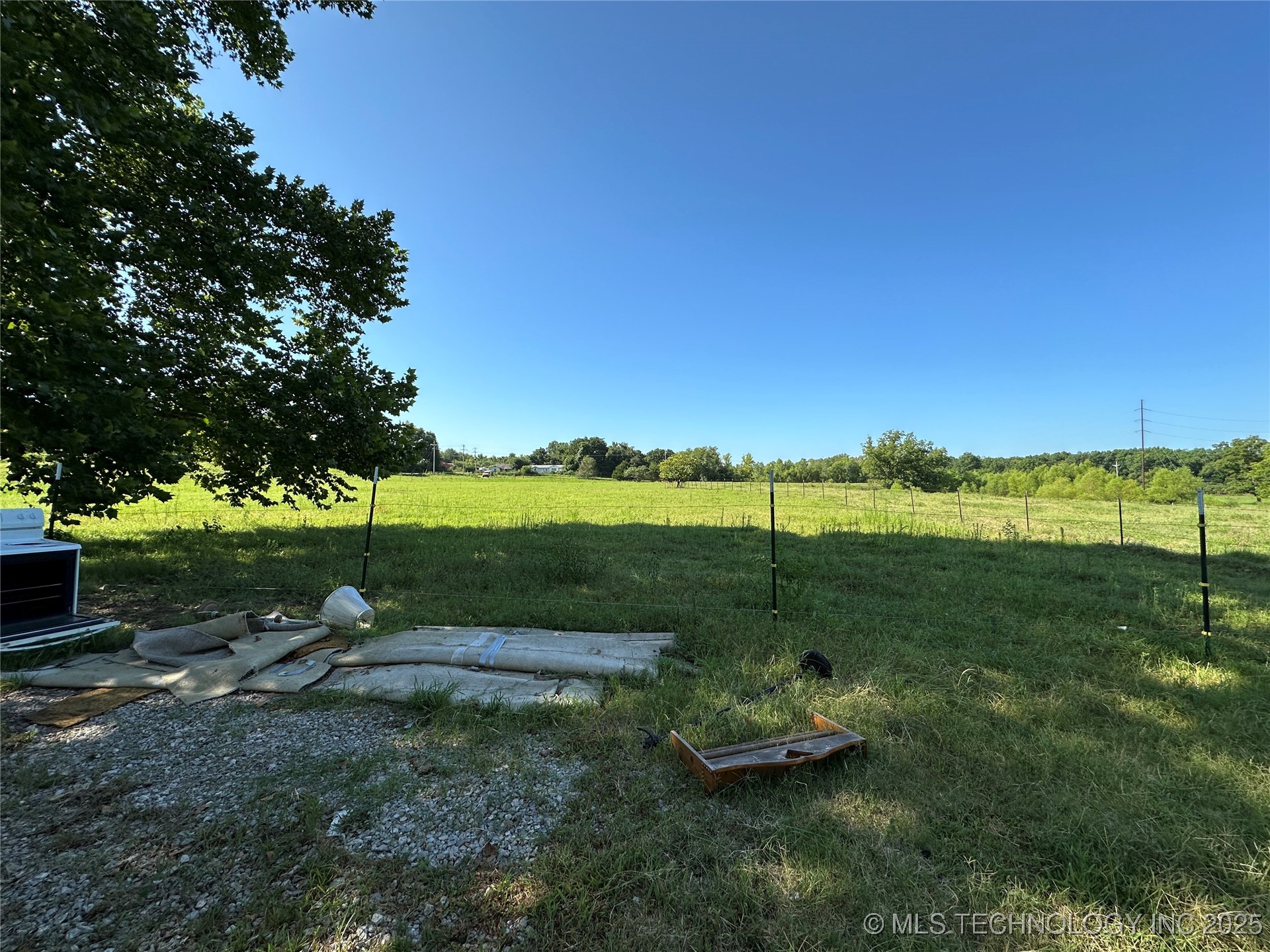 1615 W 4th Street Property Photo 3