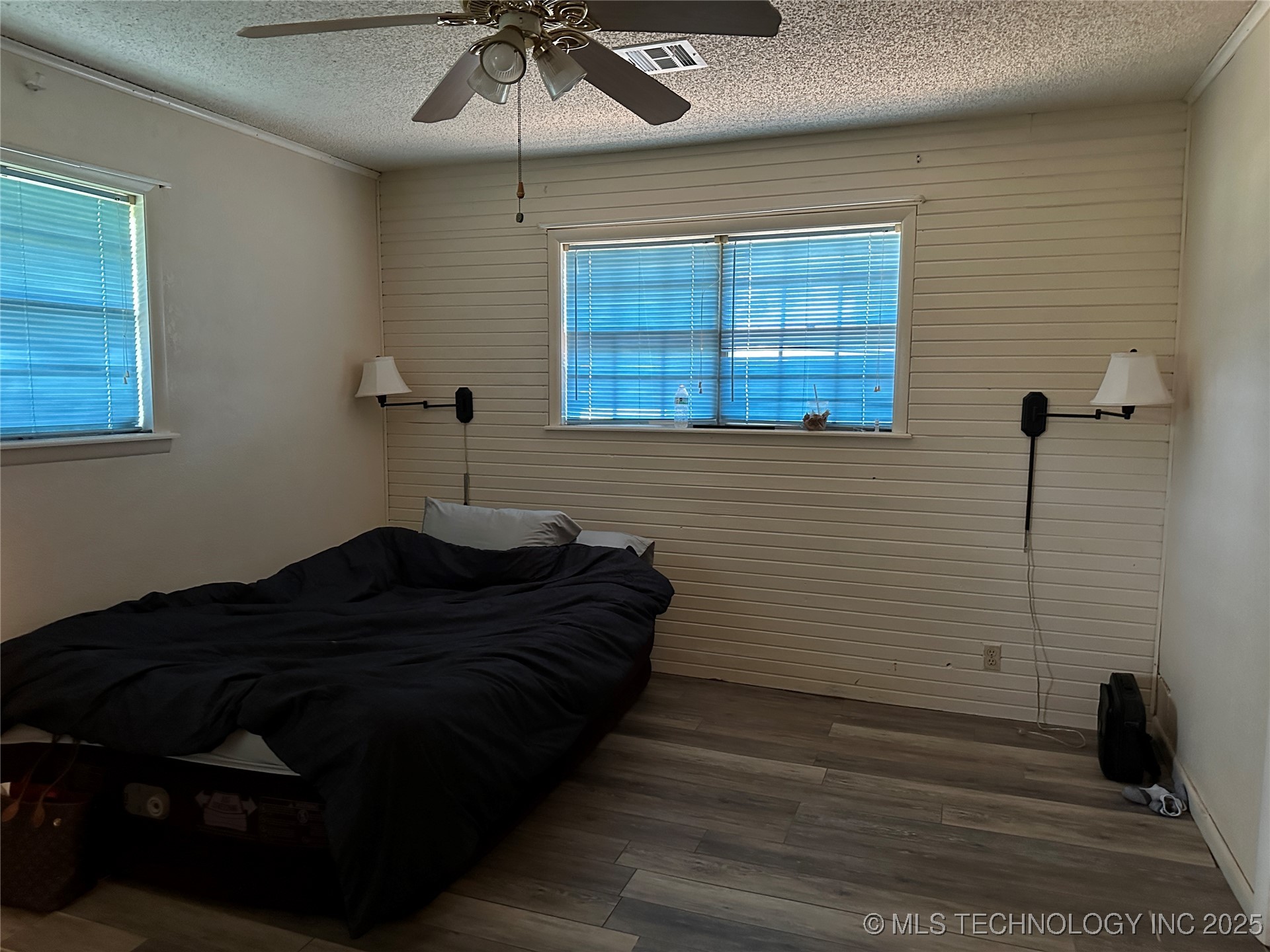 1615 W 4th Street Property Photo 12