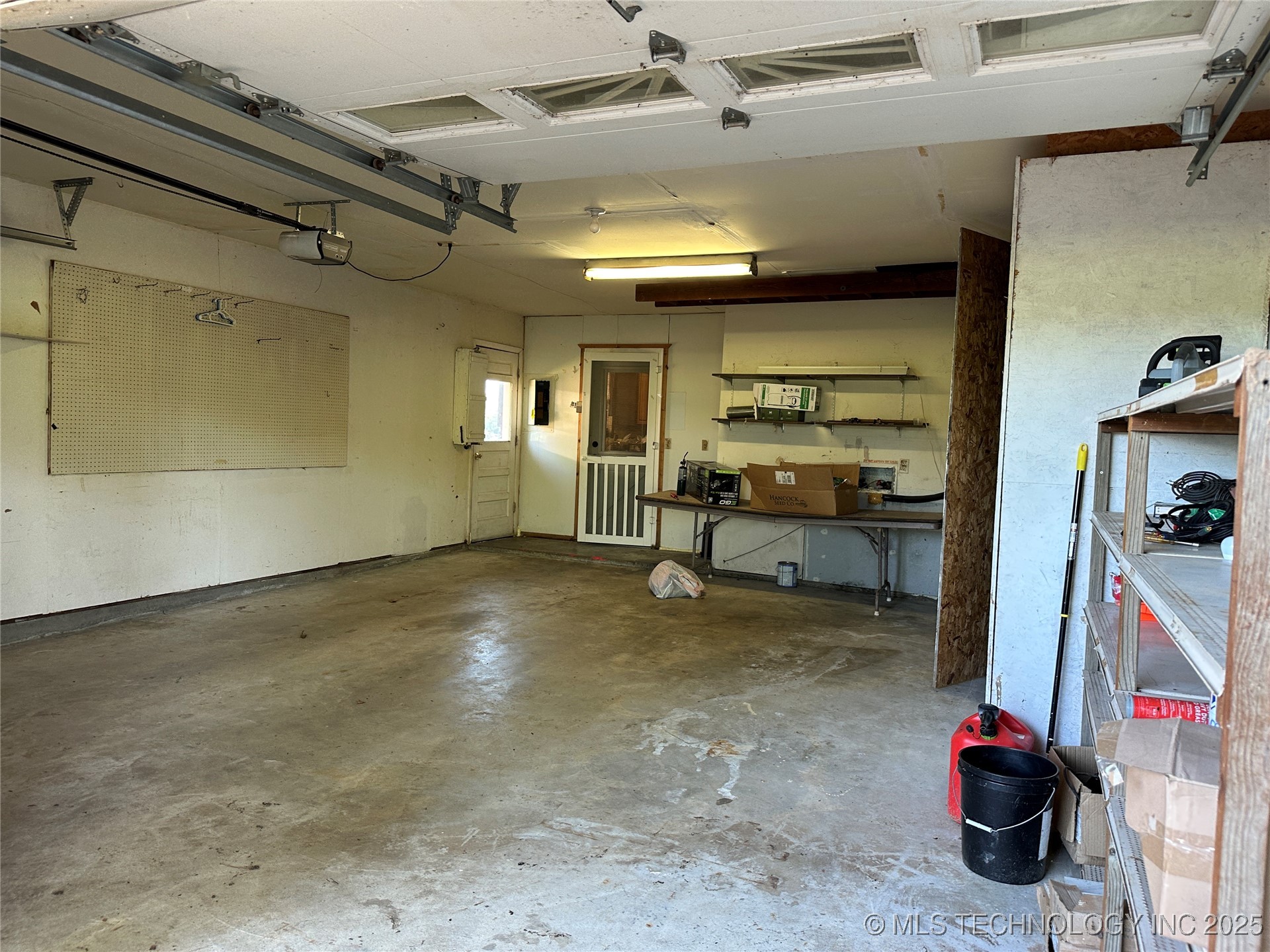 1615 W 4th Street Property Photo 16