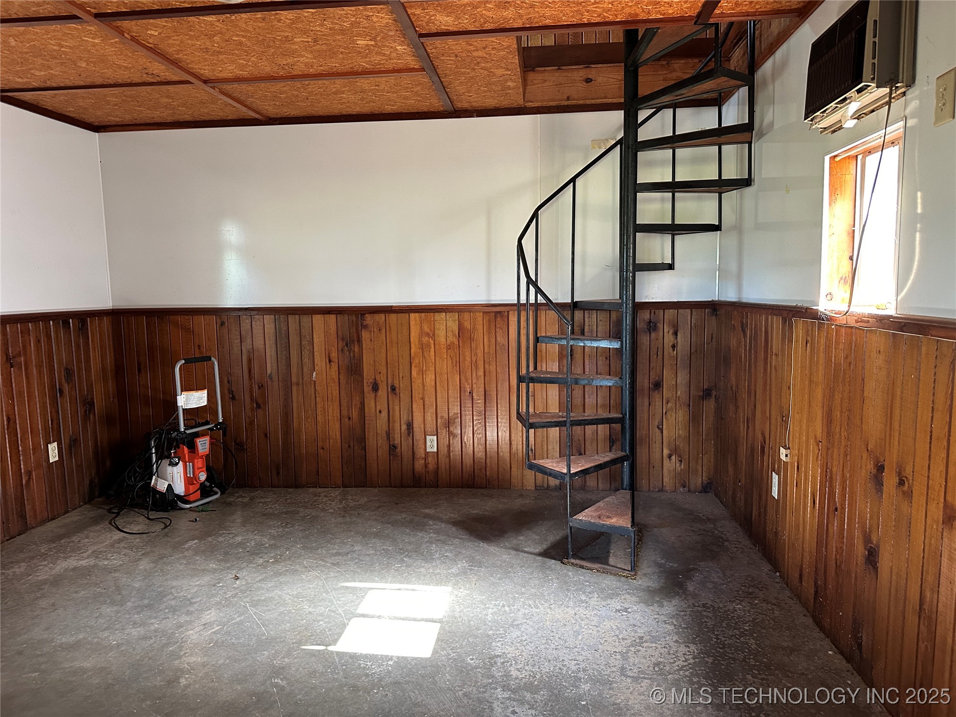 1615 W 4th Street Property Photo 18