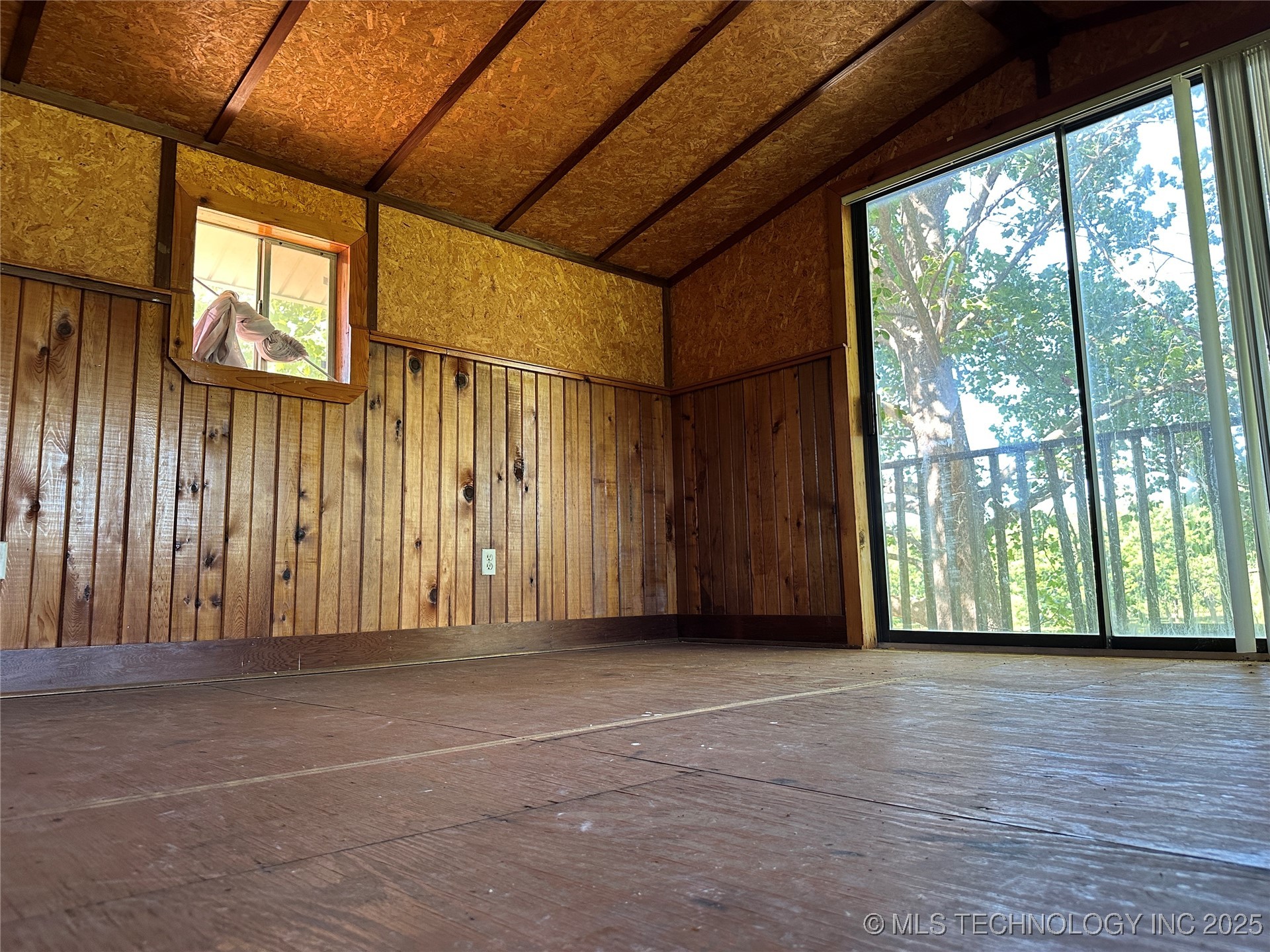 1615 W 4th Street Property Photo 19