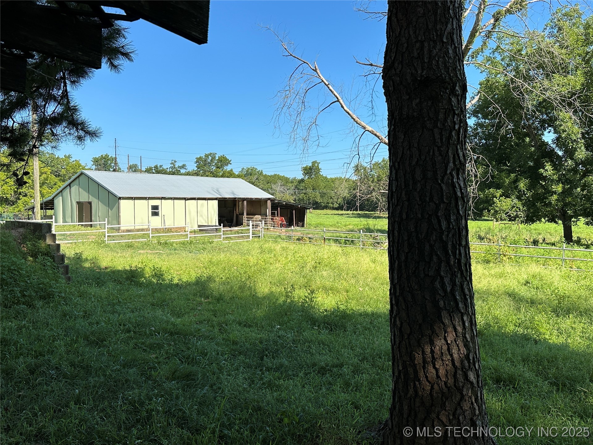 1615 W 4th Street Property Photo 21