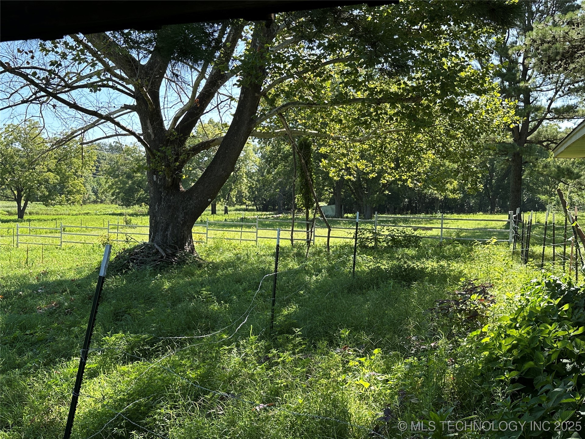 1615 W 4th Street Property Photo 24