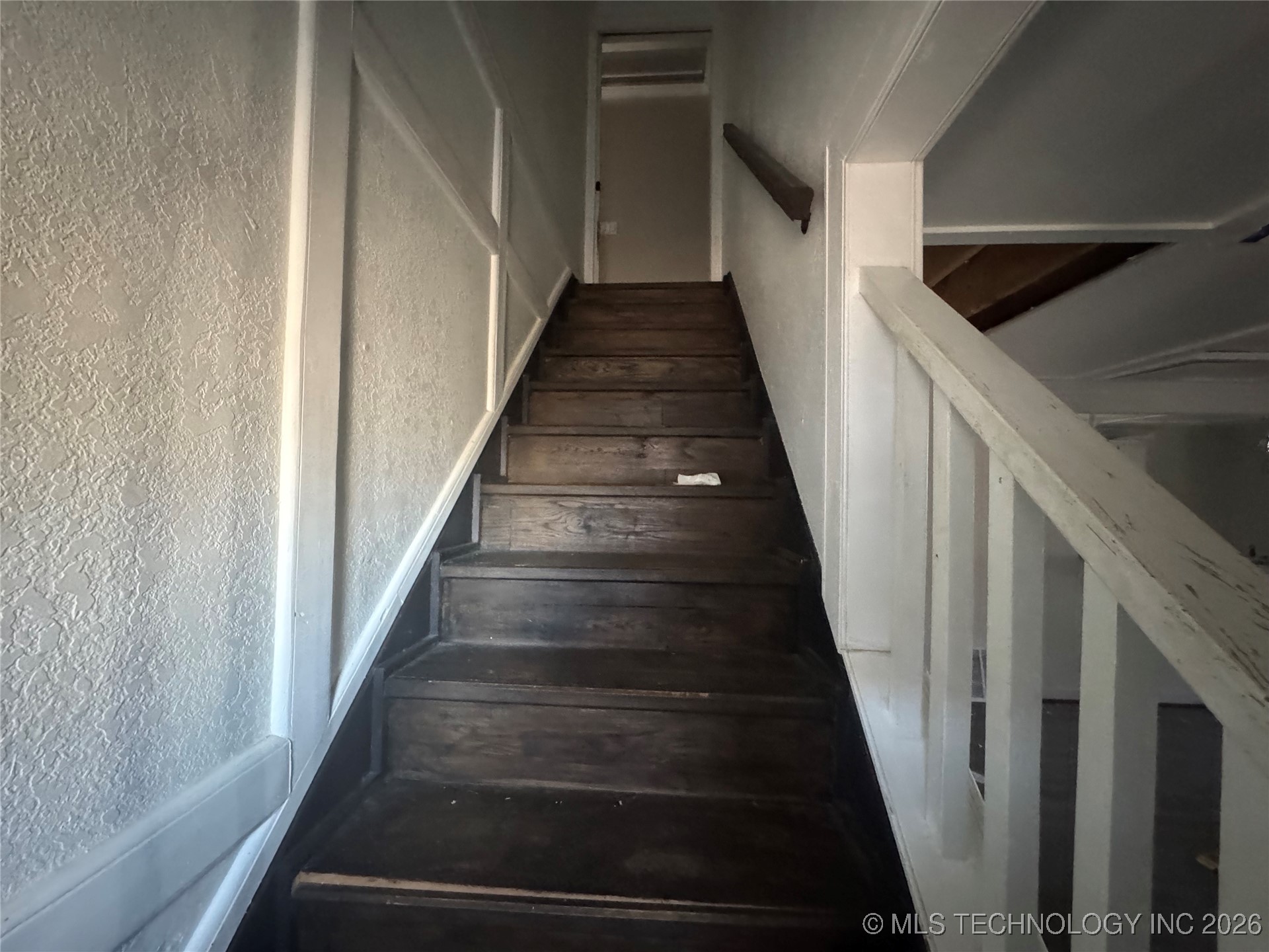 1805 N Hickory Place Property Photo 26