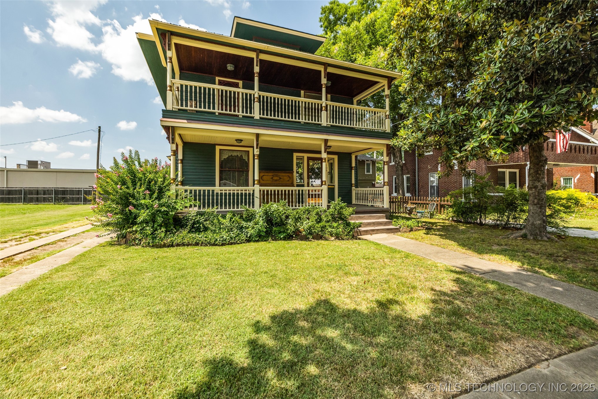 109 N 16th Street Property Photo 3