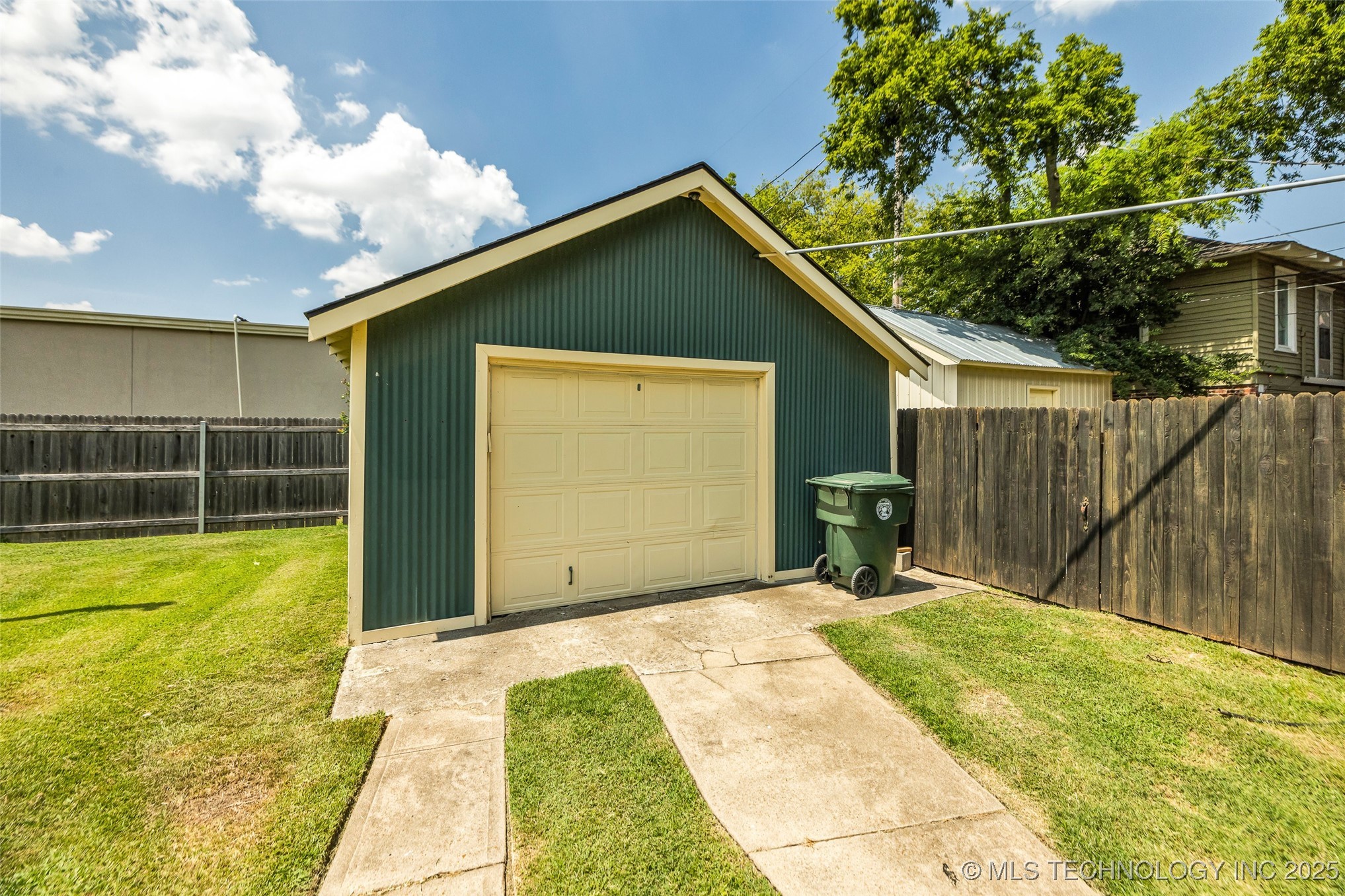 109 N 16th Street Property Photo 31