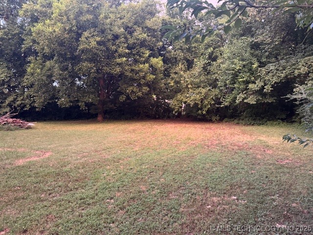 402 S Ash Property Photo 13