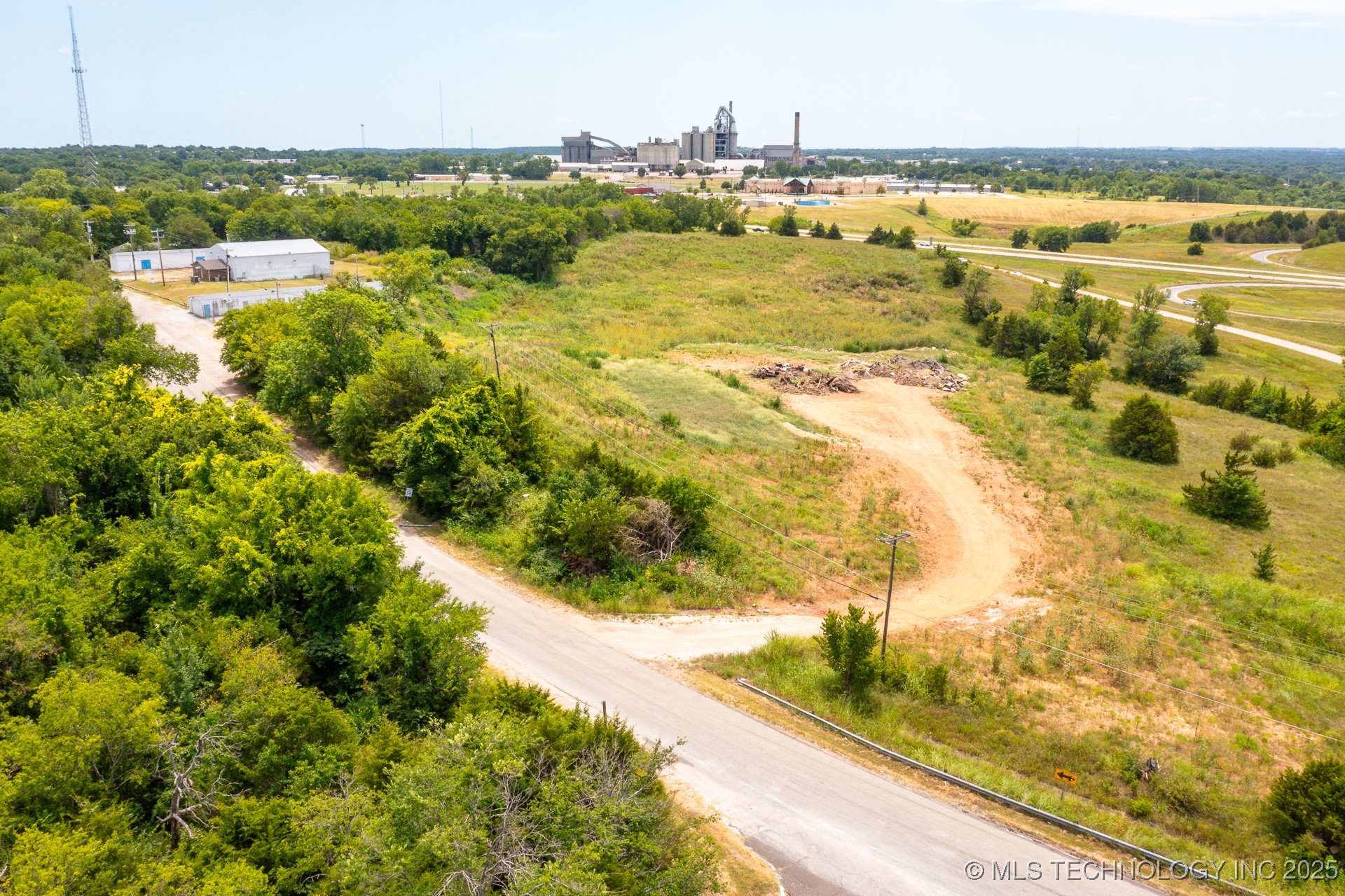 1415 Sandy Creek Drive Property Photo 11