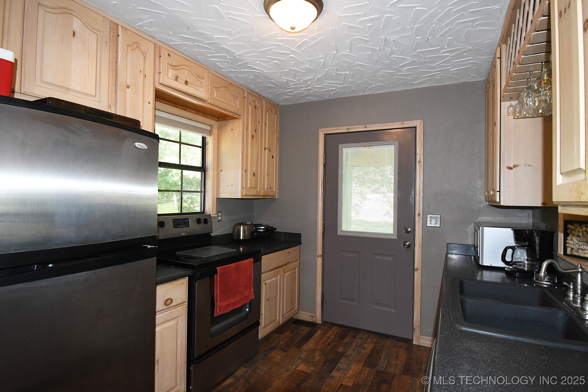 96560 S 4535 Property Photo 16