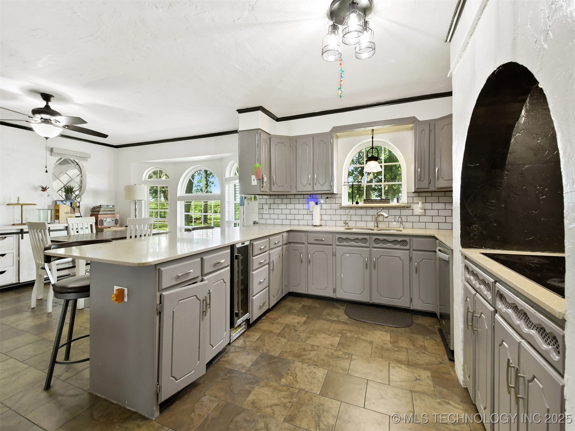 1348 Gene Autry Road Property Photo 6