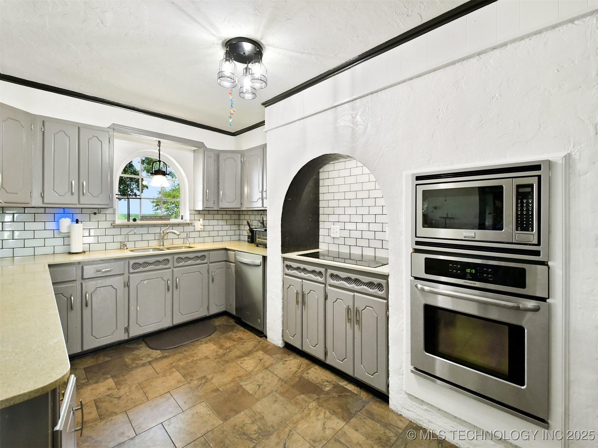 1348 Gene Autry Road Property Photo 7