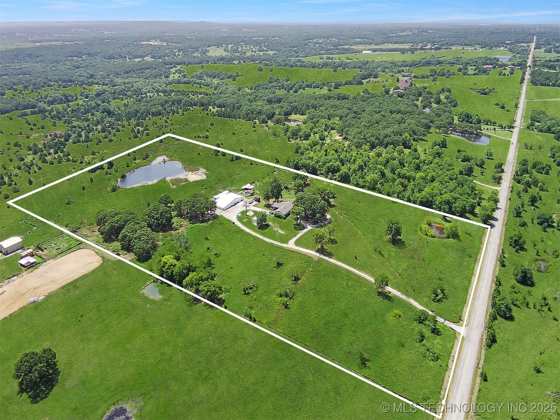 1348 Gene Autry Road Property Photo 31