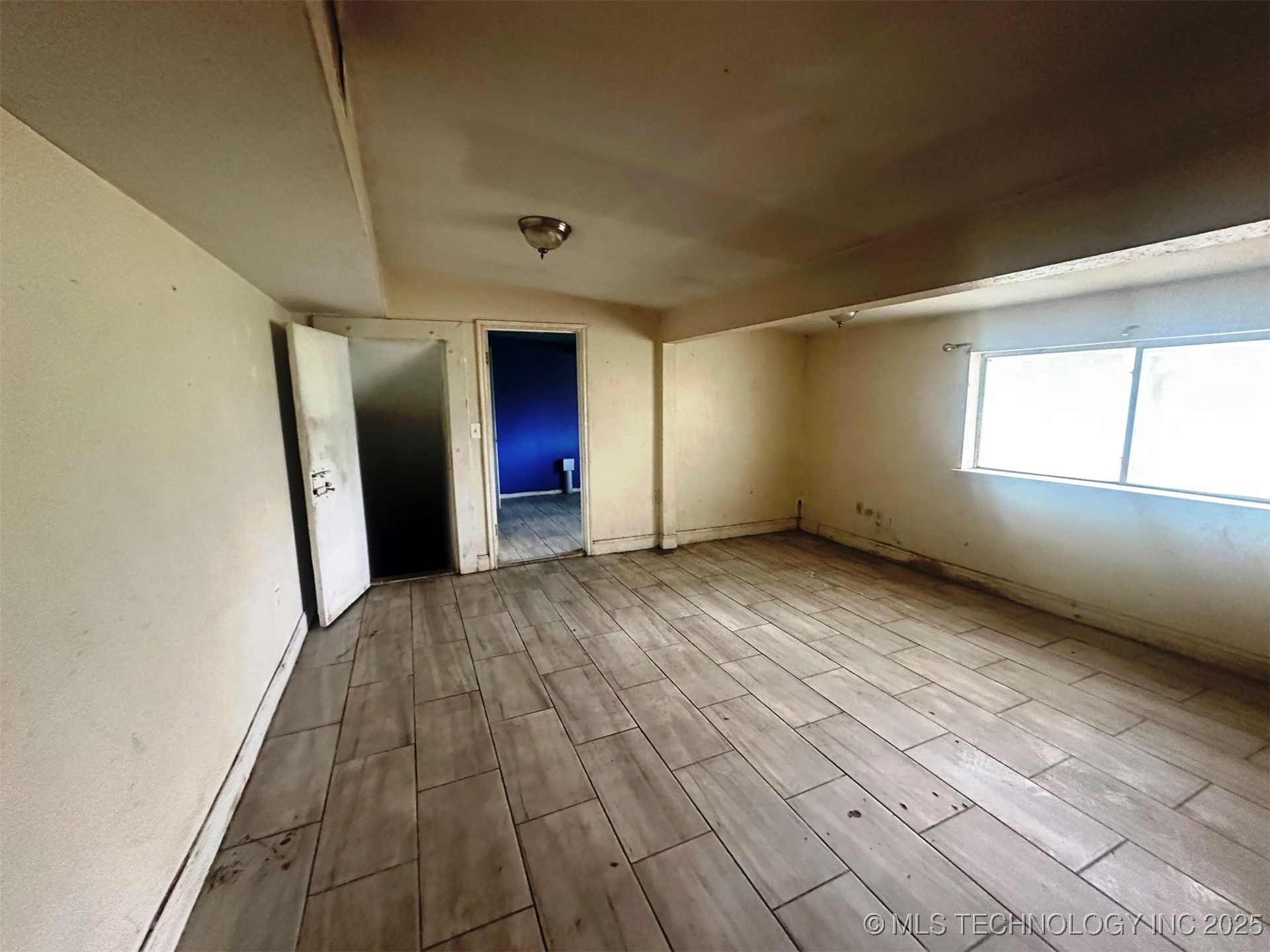 20526 E 4th Street Property Photo 22