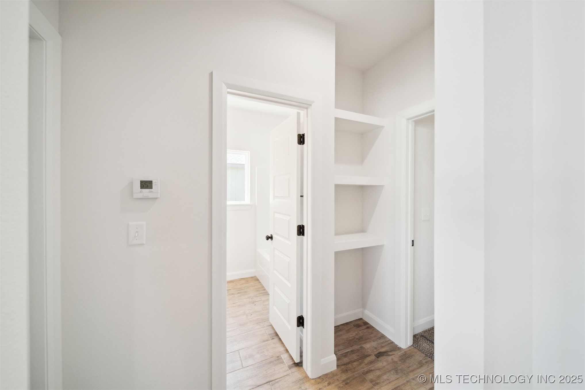 404 W 7th Street Property Photo 16