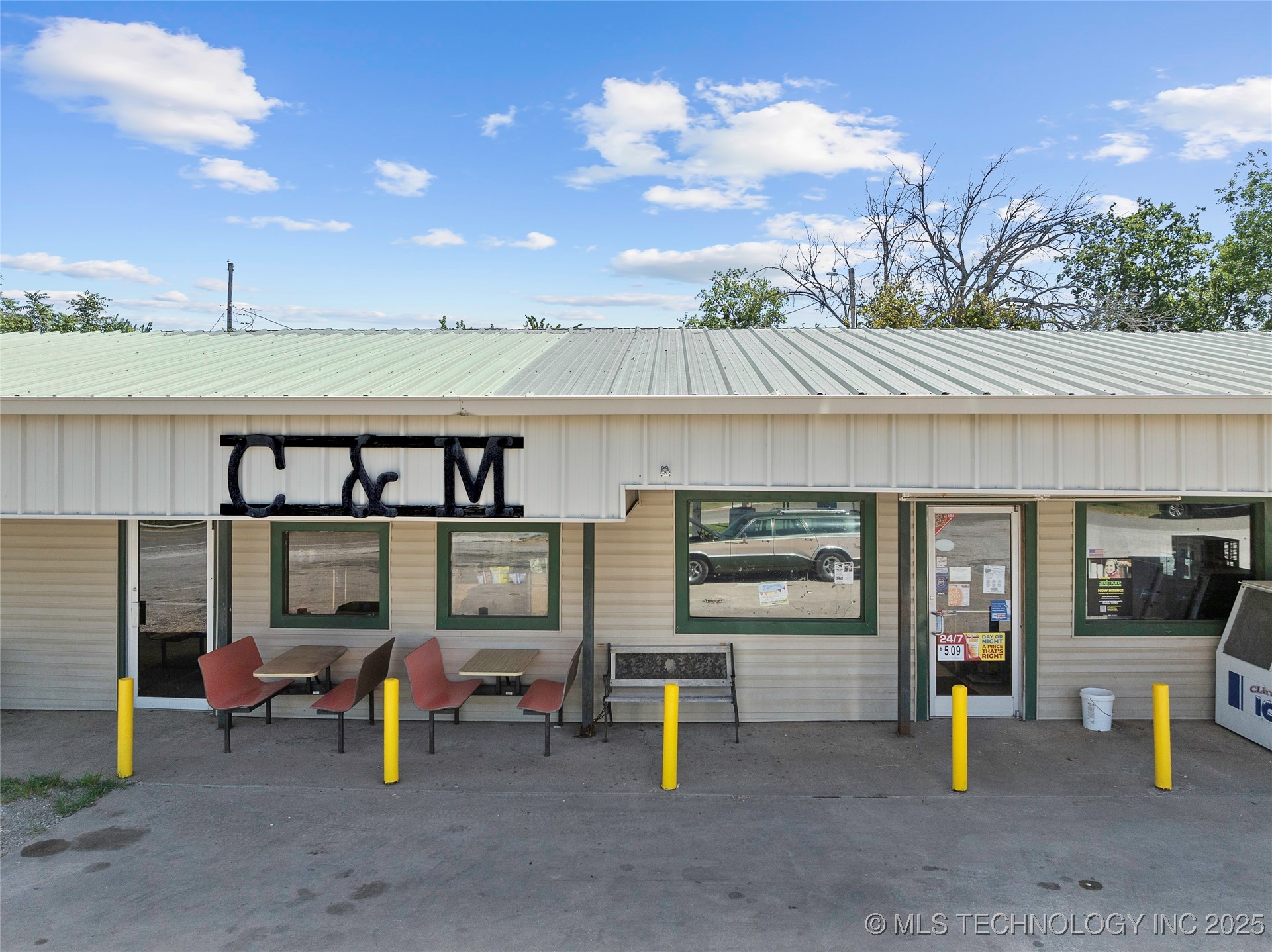 588 Us Highway 70a Highway Property Photo 2