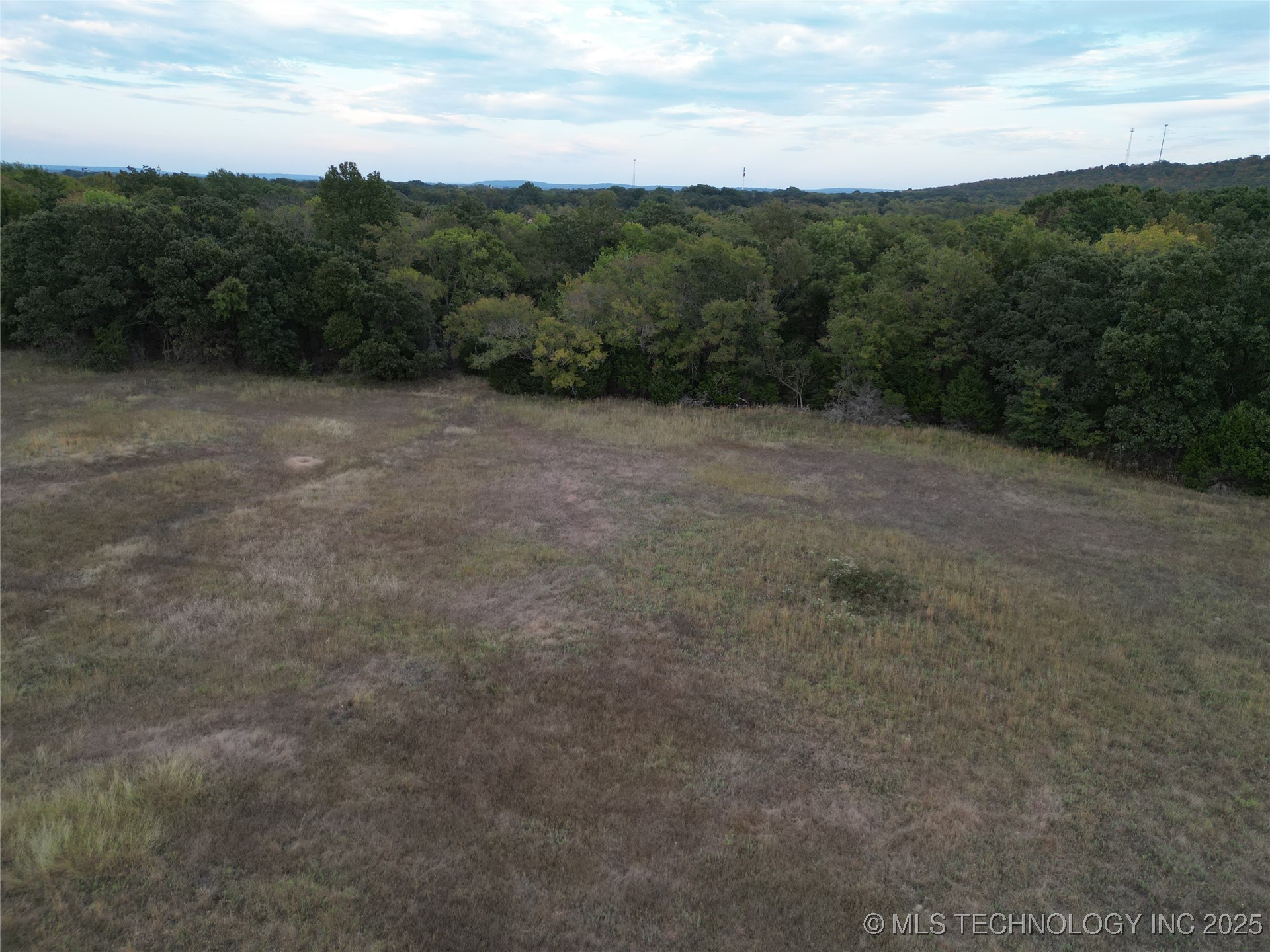 2 E Coon Creek Property Photo 1