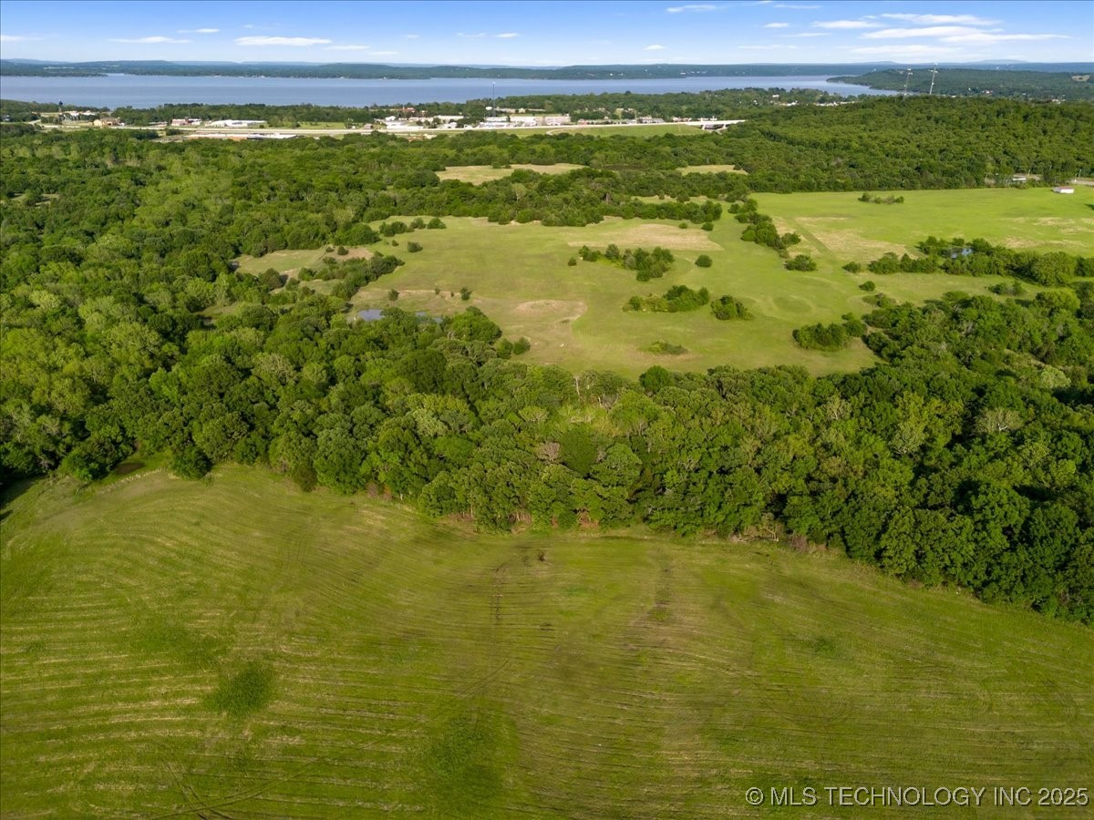 2 E Coon Creek Property Photo 13