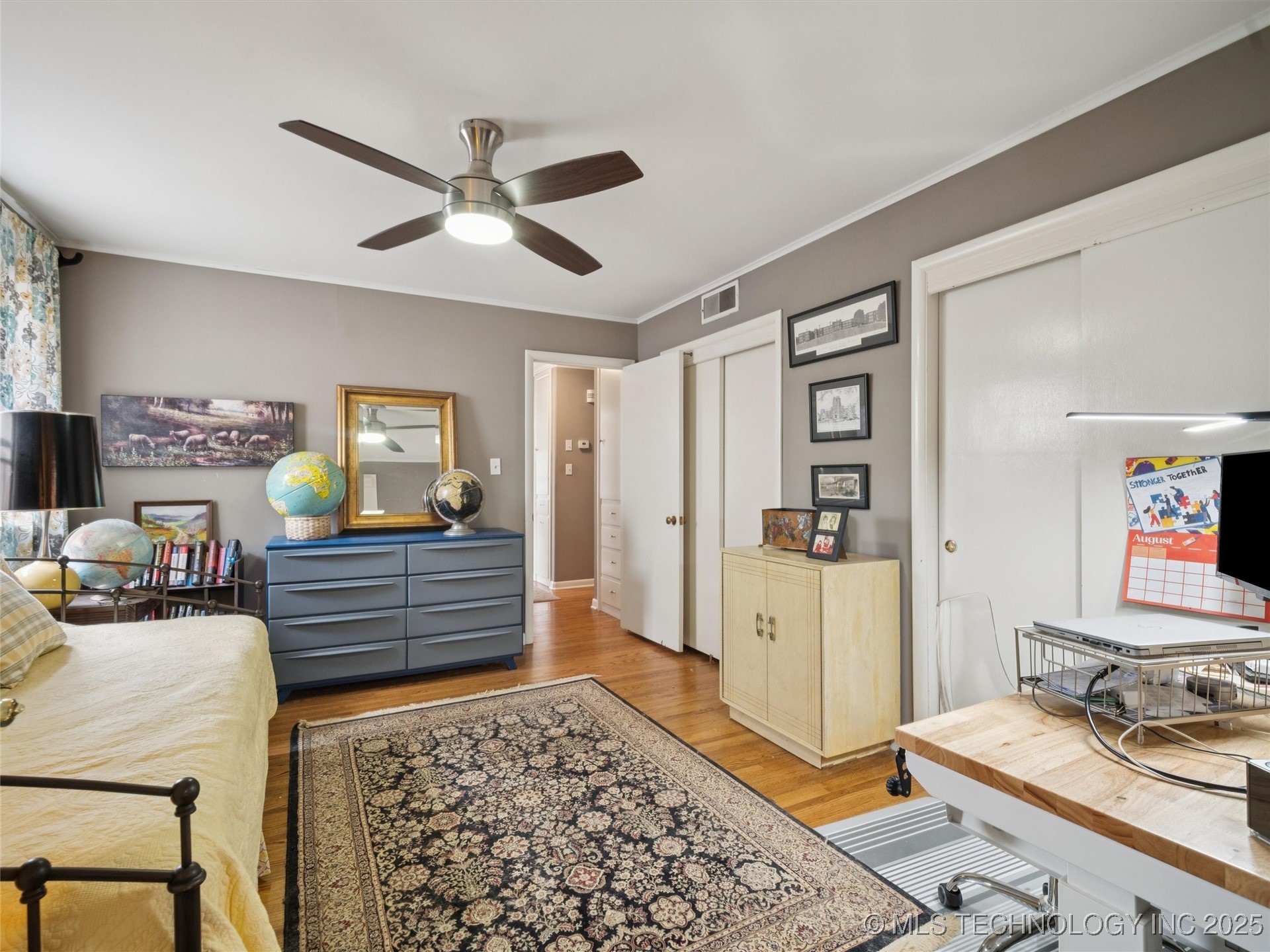 5127 S Columbia Avenue Property Photo 22